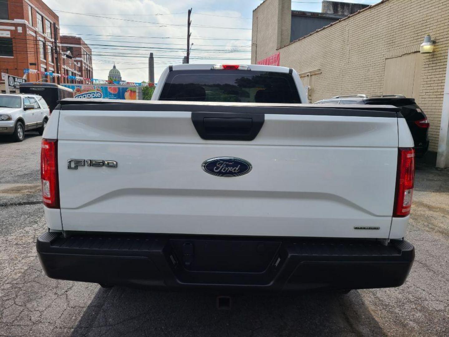 2015 WHITE FORD F150 SUPER CAB (1FTFX1EF2FF) with an 5.0L engine, Automatic transmission, located at 7981 Paxton Street, Harrisburg, PA, 17111, (717) 561-2926, 40.261490, -76.749229 - WE FINANCE!!! Good Credit/ Bad Credit/ No Credit - ALL Trade-Ins Welcomed!!! ***Guaranteed Credit Approval*** APPLY ONLINE or CALL us TODAY ;) Internet Prices and Marketplace Prices are SPECIAL discounted ***CASH DEALS*** Retail Prices are higher. Please call us to discuss your cash and finan - Photo#3