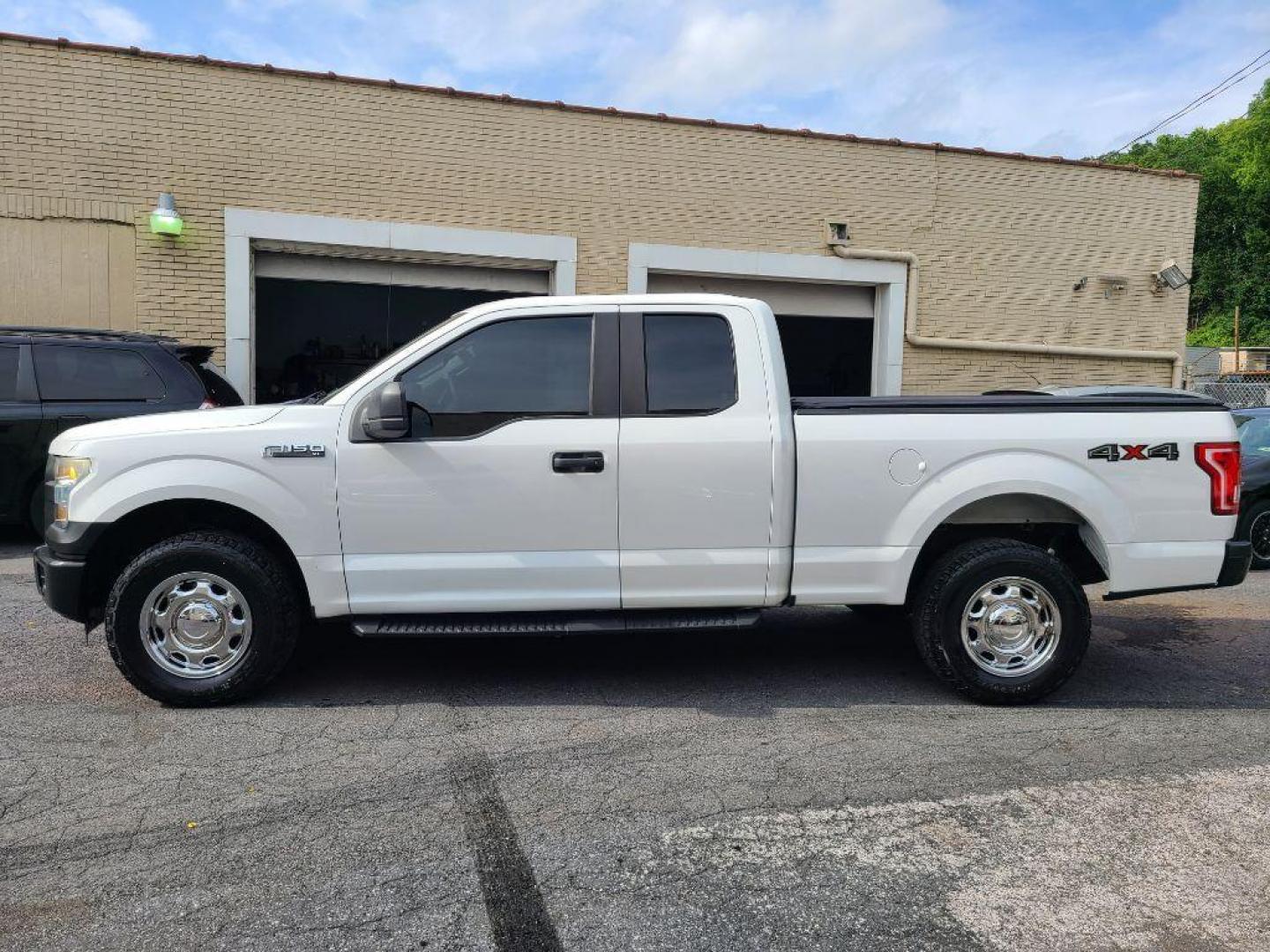2015 WHITE FORD F150 SUPER CAB (1FTFX1EF2FF) with an 5.0L engine, Automatic transmission, located at 7981 Paxton Street, Harrisburg, PA, 17111, (717) 561-2926, 40.261490, -76.749229 - WE FINANCE!!! Good Credit/ Bad Credit/ No Credit - ALL Trade-Ins Welcomed!!! ***Guaranteed Credit Approval*** APPLY ONLINE or CALL us TODAY ;) Internet Prices and Marketplace Prices are SPECIAL discounted ***CASH DEALS*** Retail Prices are higher. Please call us to discuss your cash and finan - Photo#1