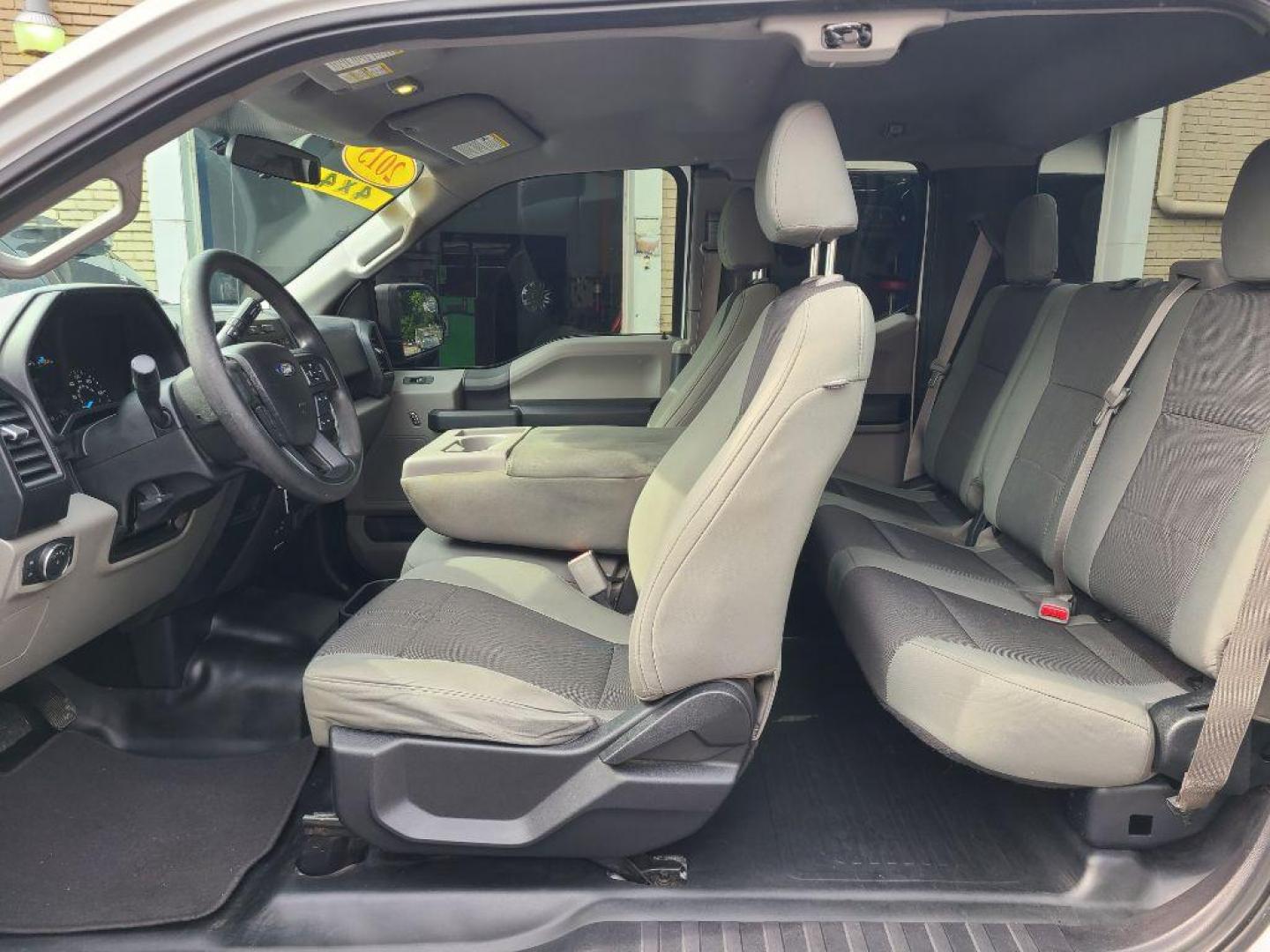 2015 WHITE FORD F150 SUPER CAB (1FTFX1EF2FF) with an 5.0L engine, Automatic transmission, located at 7981 Paxton Street, Harrisburg, PA, 17111, (717) 561-2926, 40.261490, -76.749229 - WE FINANCE!!! Good Credit/ Bad Credit/ No Credit - ALL Trade-Ins Welcomed!!! ***Guaranteed Credit Approval*** APPLY ONLINE or CALL us TODAY ;) Internet Prices and Marketplace Prices are SPECIAL discounted ***CASH DEALS*** Retail Prices are higher. Please call us to discuss your cash and finan - Photo#14