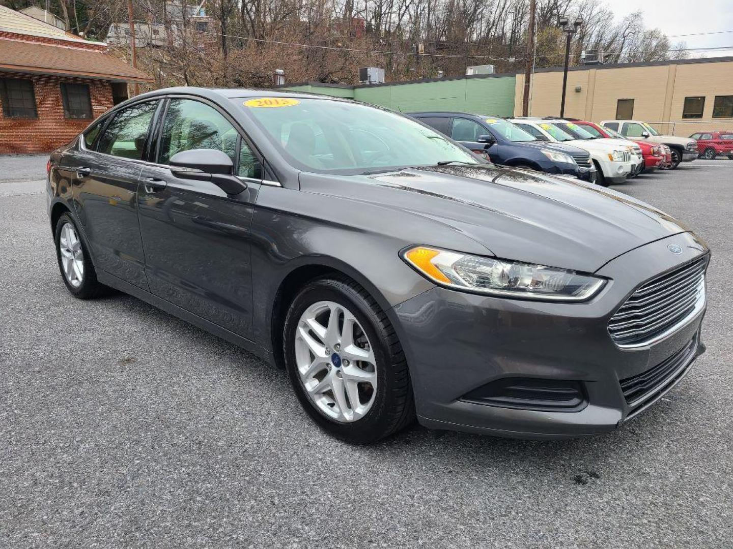 2015 GRAY FORD FUSION SE (1FA6P0H76F5) with an 2.5L engine, Automatic transmission, located at 117 North Cameron Street, Harrisburg, PA, 17101, (717) 963-8962, 40.267021, -76.875351 - WE FINANCE!!! Good Credit/ Bad Credit/ No Credit - ALL Trade-Ins Welcomed!!! ***Guaranteed Credit Approval*** APPLY ONLINE or CALL us TODAY ;) Internet Prices and Marketplace Prices are SPECIAL discounted ***CASH DEALS*** Retail Prices are higher. Please call us to discuss your cash and finan - Photo#6