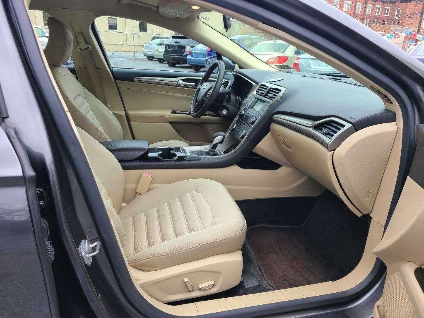 2015 GRAY FORD FUSION SE (1FA6P0H76F5) with an 2.5L engine, Automatic transmission, located at 117 North Cameron Street, Harrisburg, PA, 17101, (717) 963-8962, 40.267021, -76.875351 - WE FINANCE!!! Good Credit/ Bad Credit/ No Credit - ALL Trade-Ins Welcomed!!! ***Guaranteed Credit Approval*** APPLY ONLINE or CALL us TODAY ;) Internet Prices and Marketplace Prices are SPECIAL discounted ***CASH DEALS*** Retail Prices are higher. Please call us to discuss your cash and finan - Photo#8