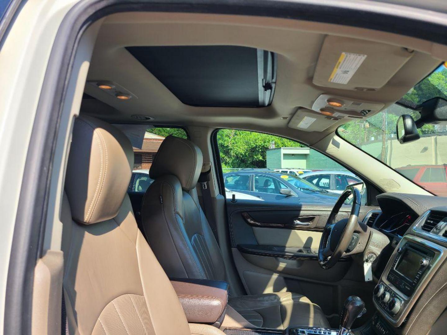 2015 WHITE GMC ACADIA DENALI (1GKKVTKD7FJ) with an 3.6L engine, Automatic transmission, located at 7981 Paxton Street, Harrisburg, PA, 17111, (717) 561-2926, 40.261490, -76.749229 - WE FINANCE!!! Good Credit/ Bad Credit/ No Credit - ALL Trade-Ins Welcomed!!! ***Guaranteed Credit Approval*** APPLY ONLINE or CALL us TODAY ;) Internet Prices and Marketplace Prices are SPECIAL discounted ***CASH DEALS*** Retail Prices are higher. Please call us to discuss your cash and finan - Photo#9