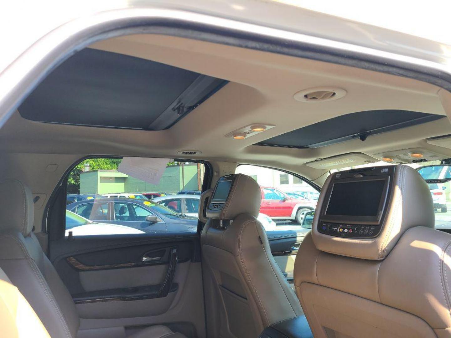 2015 WHITE GMC ACADIA DENALI (1GKKVTKD7FJ) with an 3.6L engine, Automatic transmission, located at 7981 Paxton Street, Harrisburg, PA, 17111, (717) 561-2926, 40.261490, -76.749229 - WE FINANCE!!! Good Credit/ Bad Credit/ No Credit - ALL Trade-Ins Welcomed!!! ***Guaranteed Credit Approval*** APPLY ONLINE or CALL us TODAY ;) Internet Prices and Marketplace Prices are SPECIAL discounted ***CASH DEALS*** Retail Prices are higher. Please call us to discuss your cash and finan - Photo#11