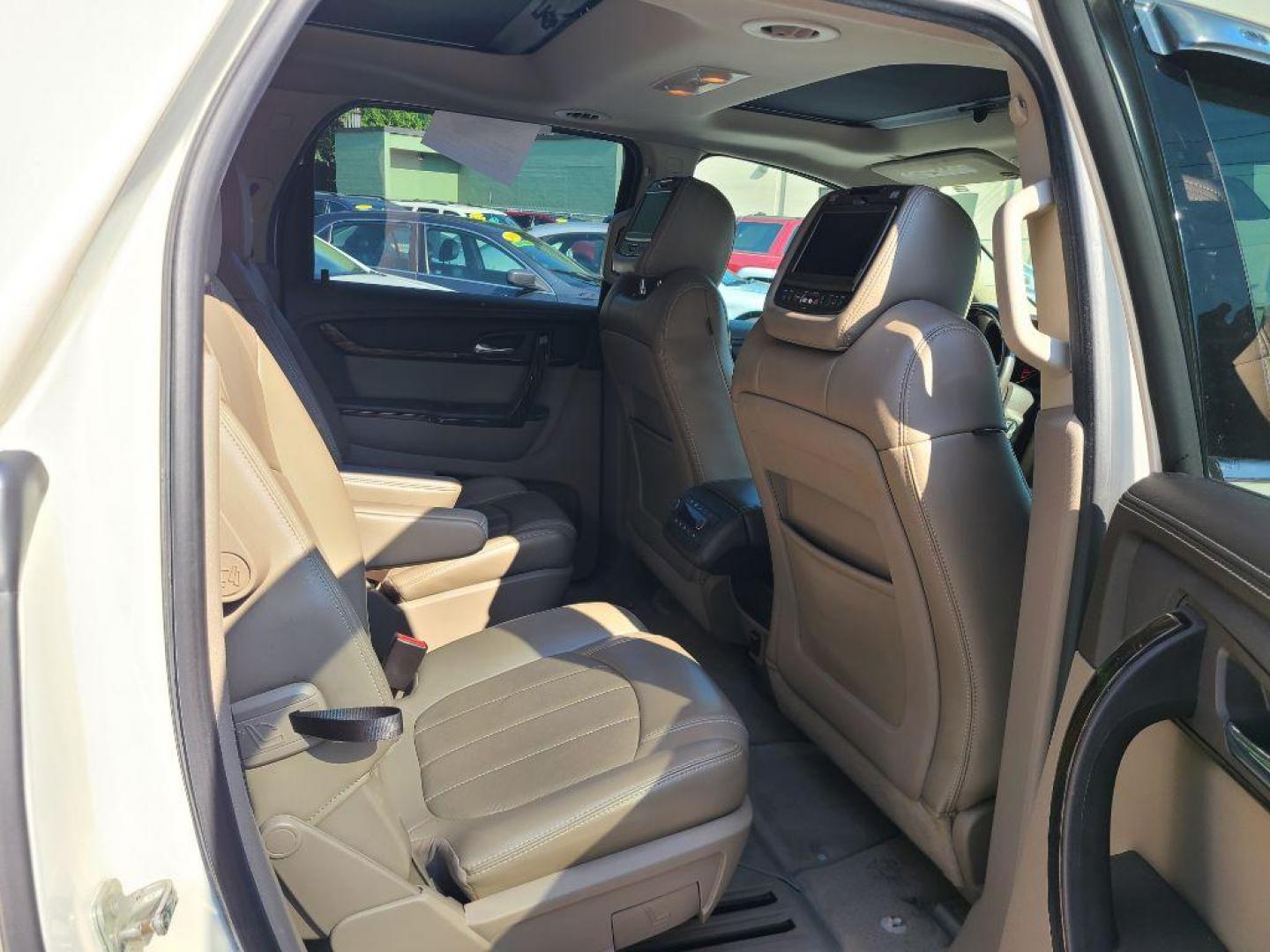 2015 WHITE GMC ACADIA DENALI (1GKKVTKD7FJ) with an 3.6L engine, Automatic transmission, located at 7981 Paxton Street, Harrisburg, PA, 17111, (717) 561-2926, 40.261490, -76.749229 - WE FINANCE!!! Good Credit/ Bad Credit/ No Credit - ALL Trade-Ins Welcomed!!! ***Guaranteed Credit Approval*** APPLY ONLINE or CALL us TODAY ;) Internet Prices and Marketplace Prices are SPECIAL discounted ***CASH DEALS*** Retail Prices are higher. Please call us to discuss your cash and finan - Photo#12