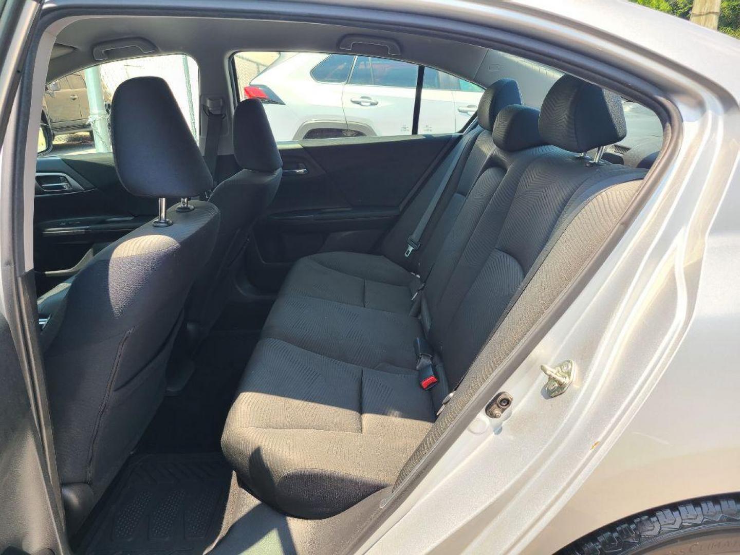 2015 SILVER HONDA ACCORD LX (1HGCR2F33FA) with an 2.4L engine, Continuously Variable transmission, located at 117 North Cameron Street, Harrisburg, PA, 17101, (717) 963-8962, 40.267021, -76.875351 - Photo#11