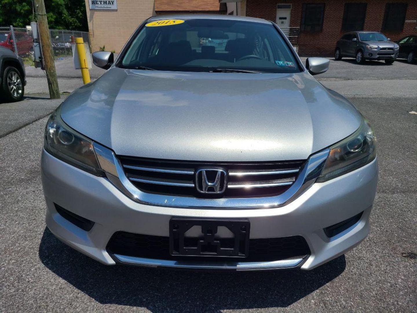 2015 SILVER HONDA ACCORD LX (1HGCR2F33FA) with an 2.4L engine, Continuously Variable transmission, located at 117 North Cameron Street, Harrisburg, PA, 17101, (717) 963-8962, 40.267021, -76.875351 - Photo#7
