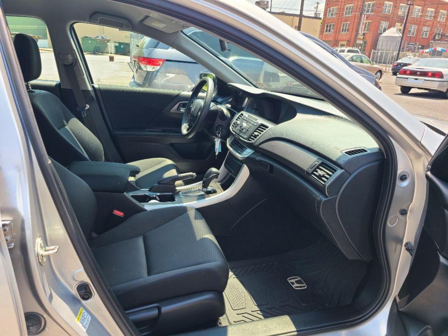 2015 SILVER HONDA ACCORD LX (1HGCR2F33FA) with an 2.4L engine, Continuously Variable transmission, located at 117 North Cameron Street, Harrisburg, PA, 17101, (717) 963-8962, 40.267021, -76.875351 - Photo#8