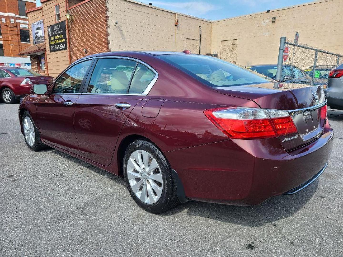 2015 BURG HONDA ACCORD EXL (1HGCR2F88FA) with an 2.4L engine, Continuously Variable transmission, located at 117 North Cameron Street, Harrisburg, PA, 17101, (717) 963-8962, 40.267021, -76.875351 - WE FINANCE!!! Good Credit/ Bad Credit/ No Credit - ALL Trade-Ins Welcomed!!! ***Guaranteed Credit Approval*** APPLY ONLINE or CALL us TODAY ;) Internet Prices and Marketplace Prices are SPECIAL discounted ***CASH DEALS*** Retail Prices are higher. Please call us to discuss your cash and finan - Photo#2