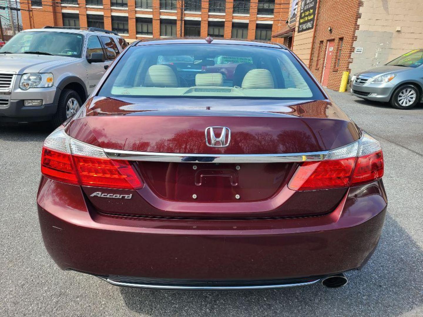 2015 BURG HONDA ACCORD EXL (1HGCR2F88FA) with an 2.4L engine, Continuously Variable transmission, located at 117 North Cameron Street, Harrisburg, PA, 17101, (717) 963-8962, 40.267021, -76.875351 - WE FINANCE!!! Good Credit/ Bad Credit/ No Credit - ALL Trade-Ins Welcomed!!! ***Guaranteed Credit Approval*** APPLY ONLINE or CALL us TODAY ;) Internet Prices and Marketplace Prices are SPECIAL discounted ***CASH DEALS*** Retail Prices are higher. Please call us to discuss your cash and finan - Photo#3