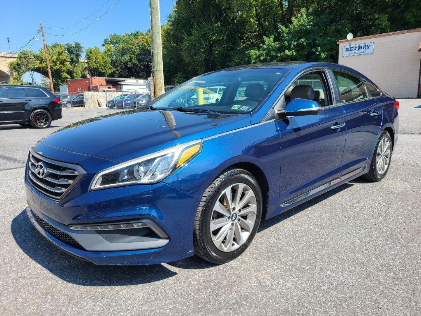 2015 BLUE HYUNDAI SONATA SPORT (5NPE34AF4FH) with an 2.4L engine, Automatic transmission, located at 7981 Paxton Street, Harrisburg, PA, 17111, (717) 561-2926, 40.261490, -76.749229 - WE FINANCE!!! Good Credit/ Bad Credit/ No Credit - ALL Trade-Ins Welcomed!!! ***Guaranteed Credit Approval*** APPLY ONLINE or CALL us TODAY ;) Please call us to discuss your cash and financing options. - Photo#0