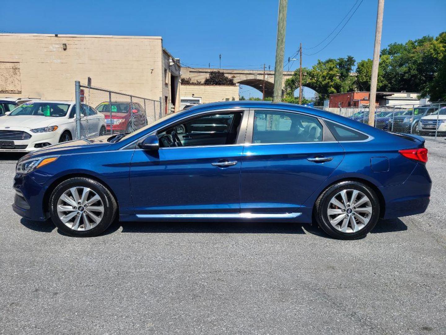 2015 BLUE HYUNDAI SONATA SPORT (5NPE34AF4FH) with an 2.4L engine, Automatic transmission, located at 7981 Paxton Street, Harrisburg, PA, 17111, (717) 561-2926, 40.261490, -76.749229 - WE FINANCE!!! Good Credit/ Bad Credit/ No Credit - ALL Trade-Ins Welcomed!!! ***Guaranteed Credit Approval*** APPLY ONLINE or CALL us TODAY ;) Please call us to discuss your cash and financing options. - Photo#1