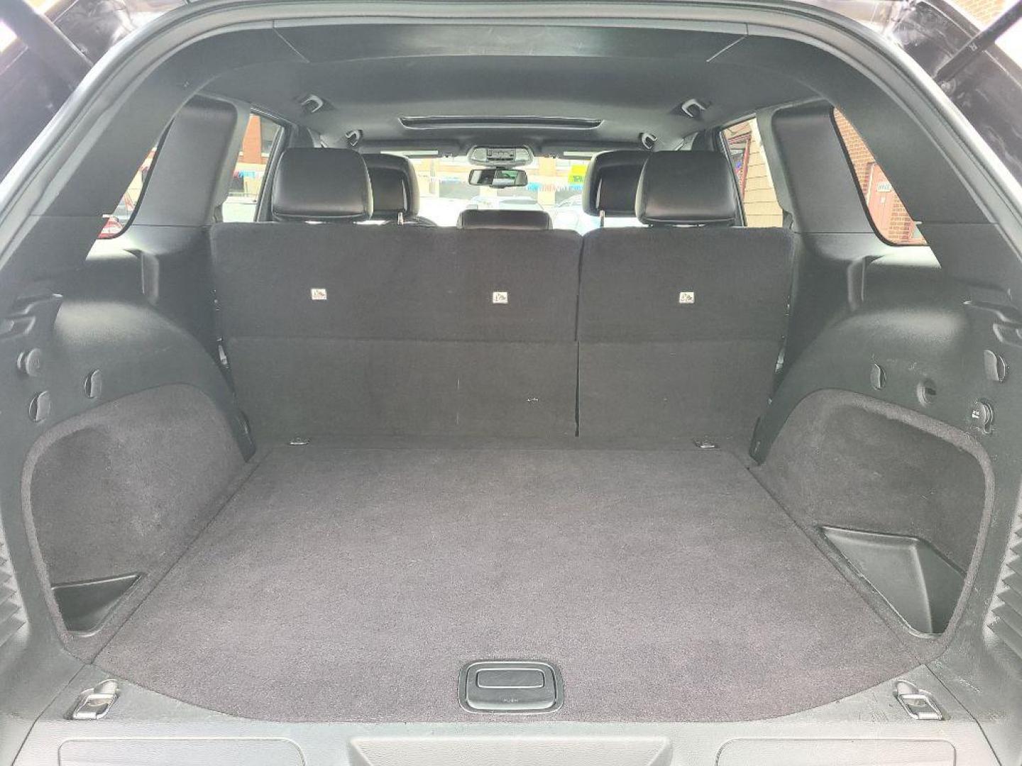 2015 GRAY JEEP GRAND CHEROKEE LAREDO (1C4RJFAG5FC) with an 3.6L engine, Automatic transmission, located at 117 North Cameron Street, Harrisburg, PA, 17101, (717) 963-8962, 40.267021, -76.875351 - Photo#12