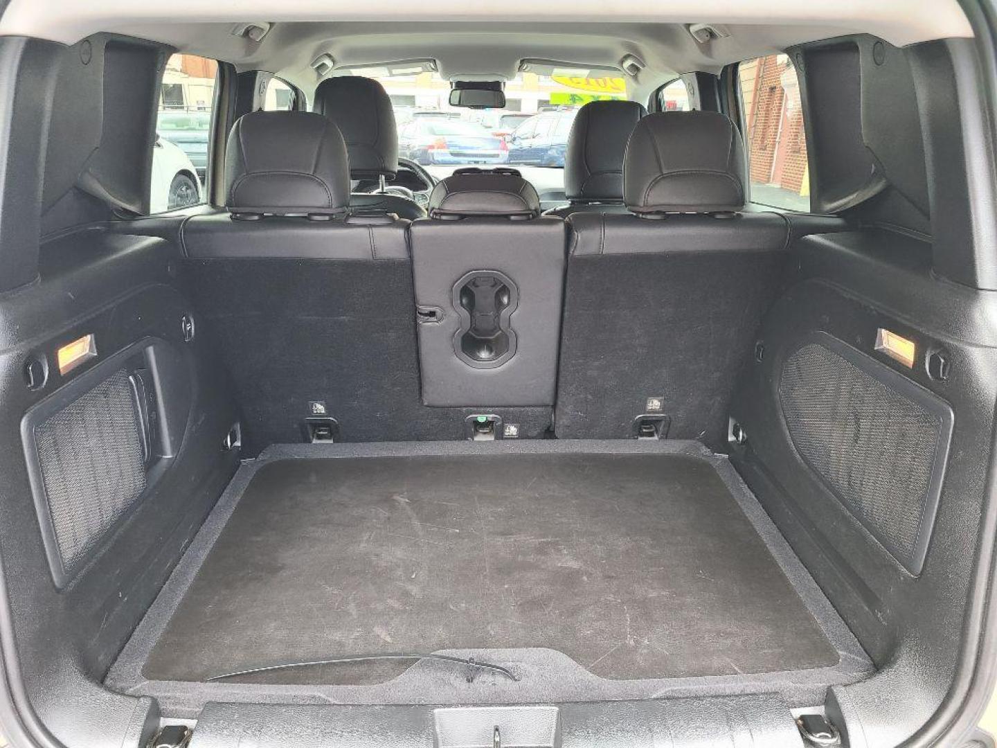 2015 TAN JEEP RENEGADE LIMITED (ZACCJBDT9FP) with an 2.4L engine, Automatic transmission, located at 7981 Paxton Street, Harrisburg, PA, 17111, (717) 561-2926, 40.261490, -76.749229 - WE FINANCE!!! Good Credit/ Bad Credit/ No Credit - ALL Trade-Ins Welcomed!!! ***Guaranteed Credit Approval*** APPLY ONLINE or CALL us TODAY ;) Internet Prices and Marketplace Prices are SPECIAL discounted ***CASH DEALS*** Retail Prices are higher. Please call us to discuss your cash and finan - Photo#11