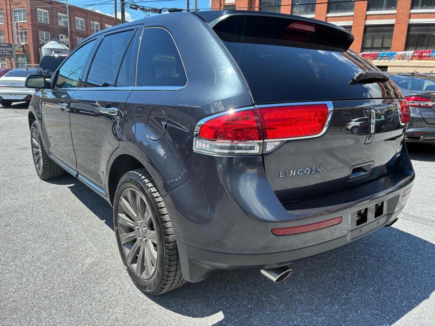 2015 GRAY LINCOLN MKX (2LMDJ8JK6FB) with an 3.7L engine, Automatic transmission, located at 117 North Cameron Street, Harrisburg, PA, 17101, (717) 963-8962, 40.267021, -76.875351 - WE FINANCE!!! MOST vehicles are available for financing. Good Credit/ Challenged Credit/ No Credit - ALL Trade-Ins Welcomed!!! APPLY ONLINE or CALL us TODAY Please call us to discuss your cash and/or financing options. Thanks for checking our inventory! We're here to help. - Photo#2