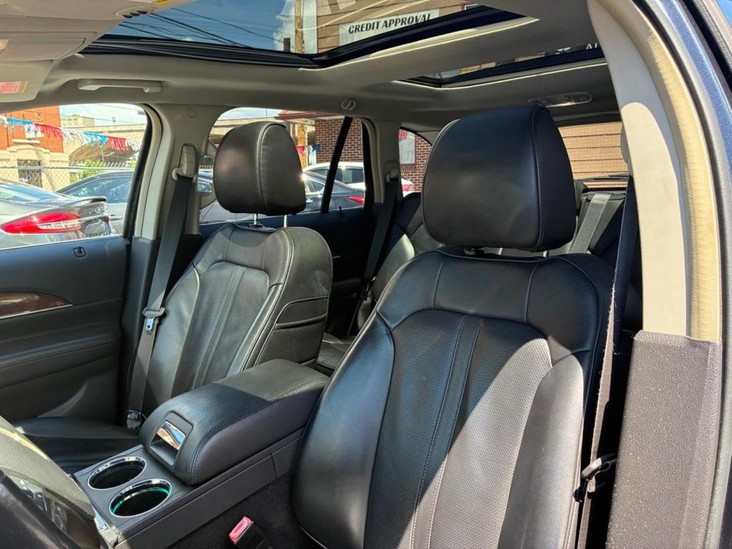 2015 GRAY LINCOLN MKX (2LMDJ8JK6FB) with an 3.7L engine, Automatic transmission, located at 117 North Cameron Street, Harrisburg, PA, 17101, (717) 963-8962, 40.267021, -76.875351 - WE FINANCE!!! MOST vehicles are available for financing. Good Credit/ Challenged Credit/ No Credit - ALL Trade-Ins Welcomed!!! APPLY ONLINE or CALL us TODAY Please call us to discuss your cash and/or financing options. Thanks for checking our inventory! We're here to help. - Photo#13