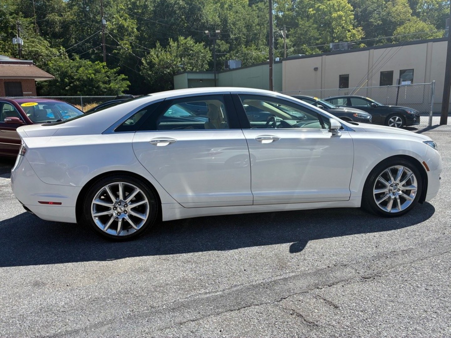 2015 WHITE LINCOLN MKZ HYBRID (3LN6L2LU5FR) with an 2.0L engine, Continuously Variable transmission, located at 117 North Cameron Street, Harrisburg, PA, 17101, (717) 963-8962, 40.267021, -76.875351 - WE FINANCE!!! MOST vehicles are available for financing. Good Credit/ Challenged Credit/ No Credit - ALL Trade-Ins Welcomed!!! APPLY ONLINE or CALL us TODAY Please call us to discuss your cash and/or financing options. Thanks for checking our inventory! We're here to help.- Photo#5