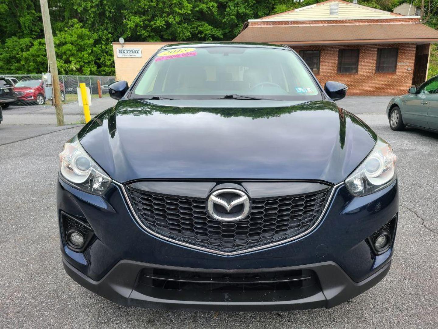 2015 BLUE MAZDA CX-5 TOURING (JM3KE4CY5F0) with an 2.5L engine, Automatic transmission, located at 117 North Cameron Street, Harrisburg, PA, 17101, (717) 963-8962, 40.267021, -76.875351 - WE FINANCE!!! Good Credit/ Bad Credit/ No Credit - ALL Trade-Ins Welcomed!!! ***Guaranteed Credit Approval*** APPLY ONLINE or CALL us TODAY ;) Internet Prices and Marketplace Prices are SPECIAL discounted ***CASH DEALS*** Retail Prices are higher. Please call us to discuss your cash and finan - Photo#7