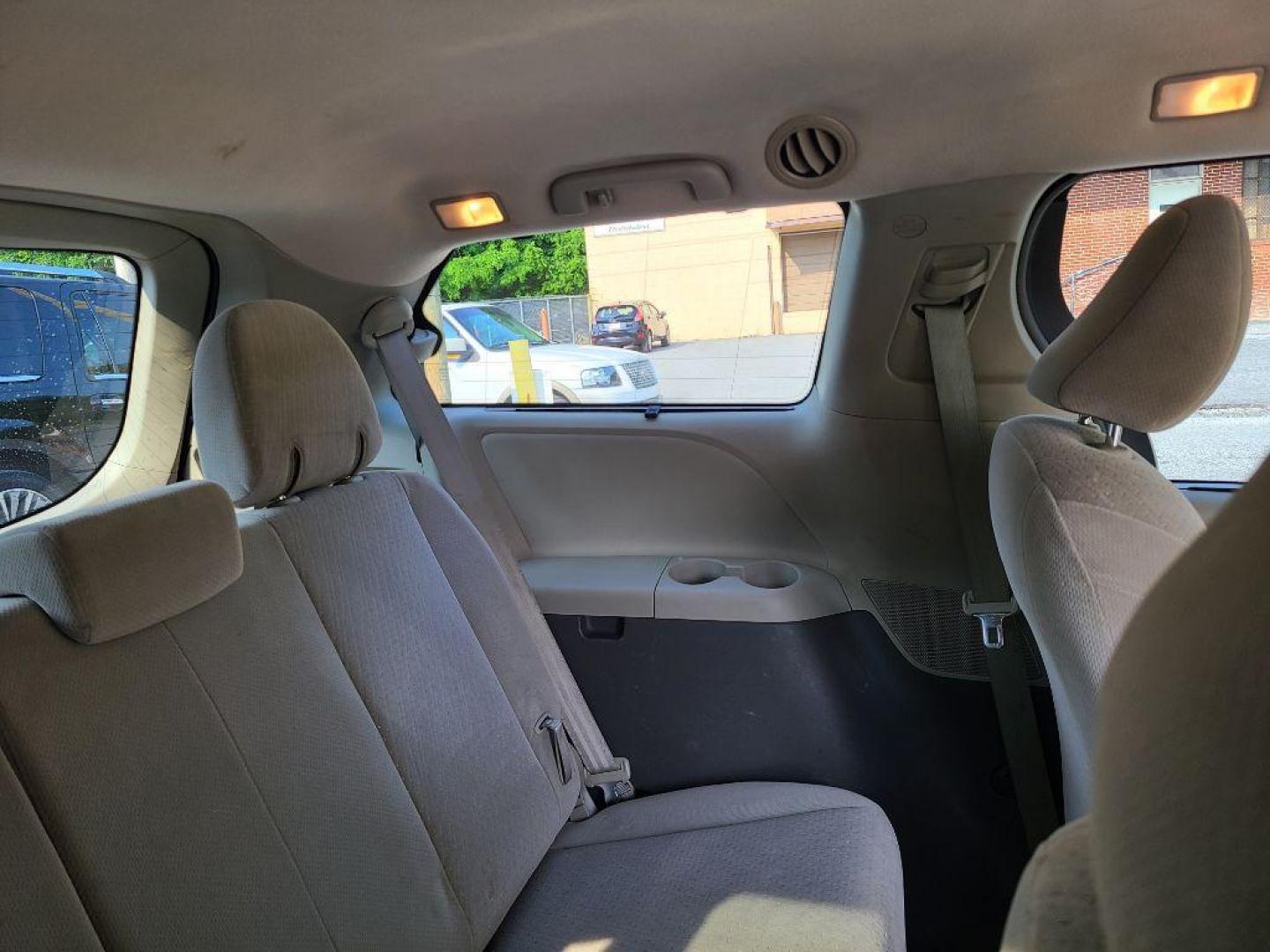 2015 BLACK TOYOTA SIENNA LE (5TDJK3DC3FS) with an 3.5L engine, Automatic transmission, located at 117 North Cameron Street, Harrisburg, PA, 17101, (717) 963-8962, 40.267021, -76.875351 - WE FINANCE!!! Good Credit/ Bad Credit/ No Credit - ALL Trade-Ins Welcomed!!! ***Guaranteed Credit Approval*** APPLY ONLINE or CALL us TODAY ;) Internet Prices and Marketplace Prices are SPECIAL discounted ***CASH DEALS*** Retail Prices are higher. Please call us to discuss your cash and finan - Photo#11