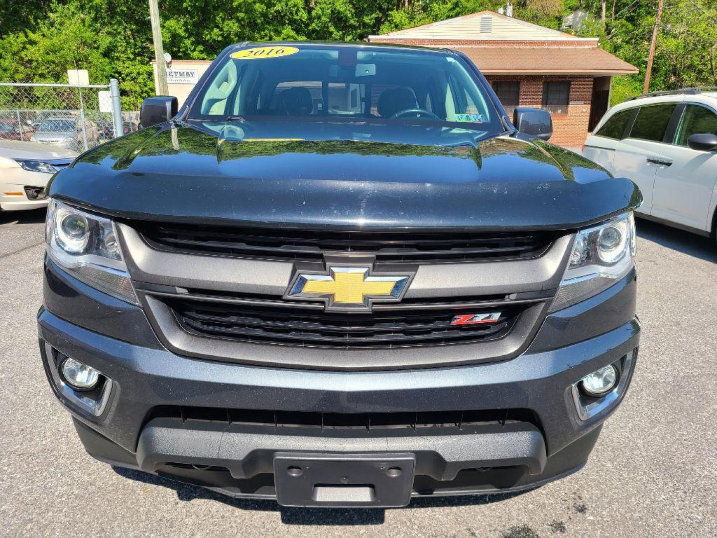 2016 GRAY CHEVROLET COLORADO Z71 (1GCGTDE35G1) with an 3.6L engine, Automatic transmission, located at 117 North Cameron Street, Harrisburg, PA, 17101, (717) 963-8962, 40.267021, -76.875351 - WE FINANCE!!! Good Credit/ Bad Credit/ No Credit - ALL Trade-Ins Welcomed!!! ***Guaranteed Credit Approval*** APPLY ONLINE or CALL us TODAY ;) Internet Prices and Marketplace Prices are SPECIAL discounted ***CASH DEALS*** Retail Prices are higher. Please call us to discuss your cash and finan - Photo#5