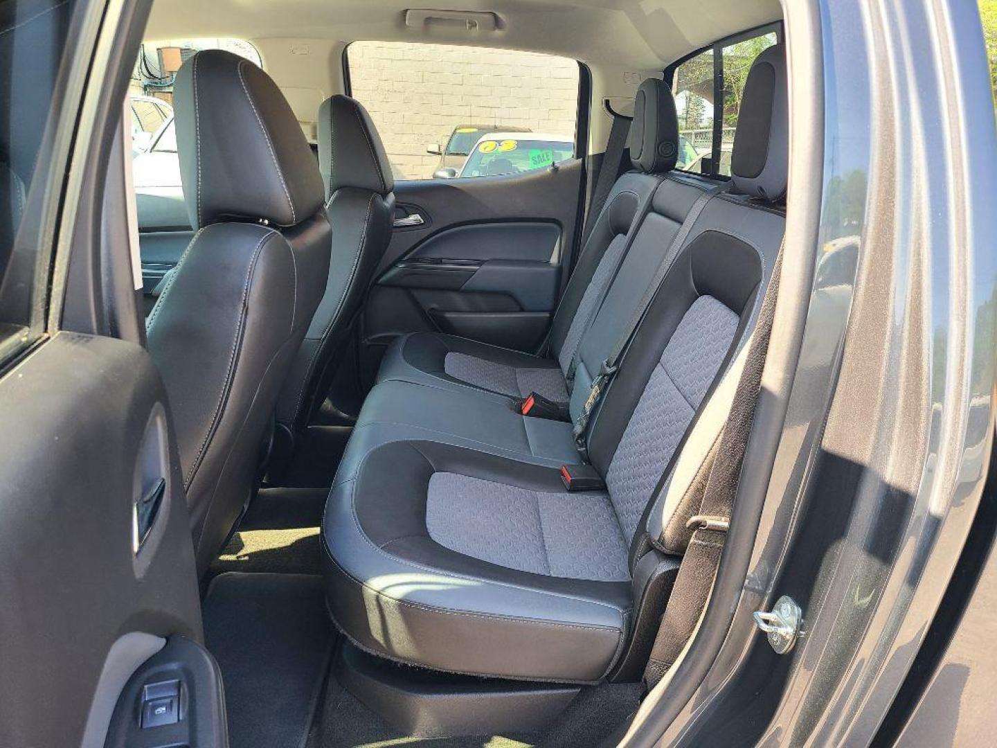 2016 GRAY CHEVROLET COLORADO Z71 (1GCGTDE35G1) with an 3.6L engine, Automatic transmission, located at 117 North Cameron Street, Harrisburg, PA, 17101, (717) 963-8962, 40.267021, -76.875351 - WE FINANCE!!! Good Credit/ Bad Credit/ No Credit - ALL Trade-Ins Welcomed!!! ***Guaranteed Credit Approval*** APPLY ONLINE or CALL us TODAY ;) Internet Prices and Marketplace Prices are SPECIAL discounted ***CASH DEALS*** Retail Prices are higher. Please call us to discuss your cash and finan - Photo#10