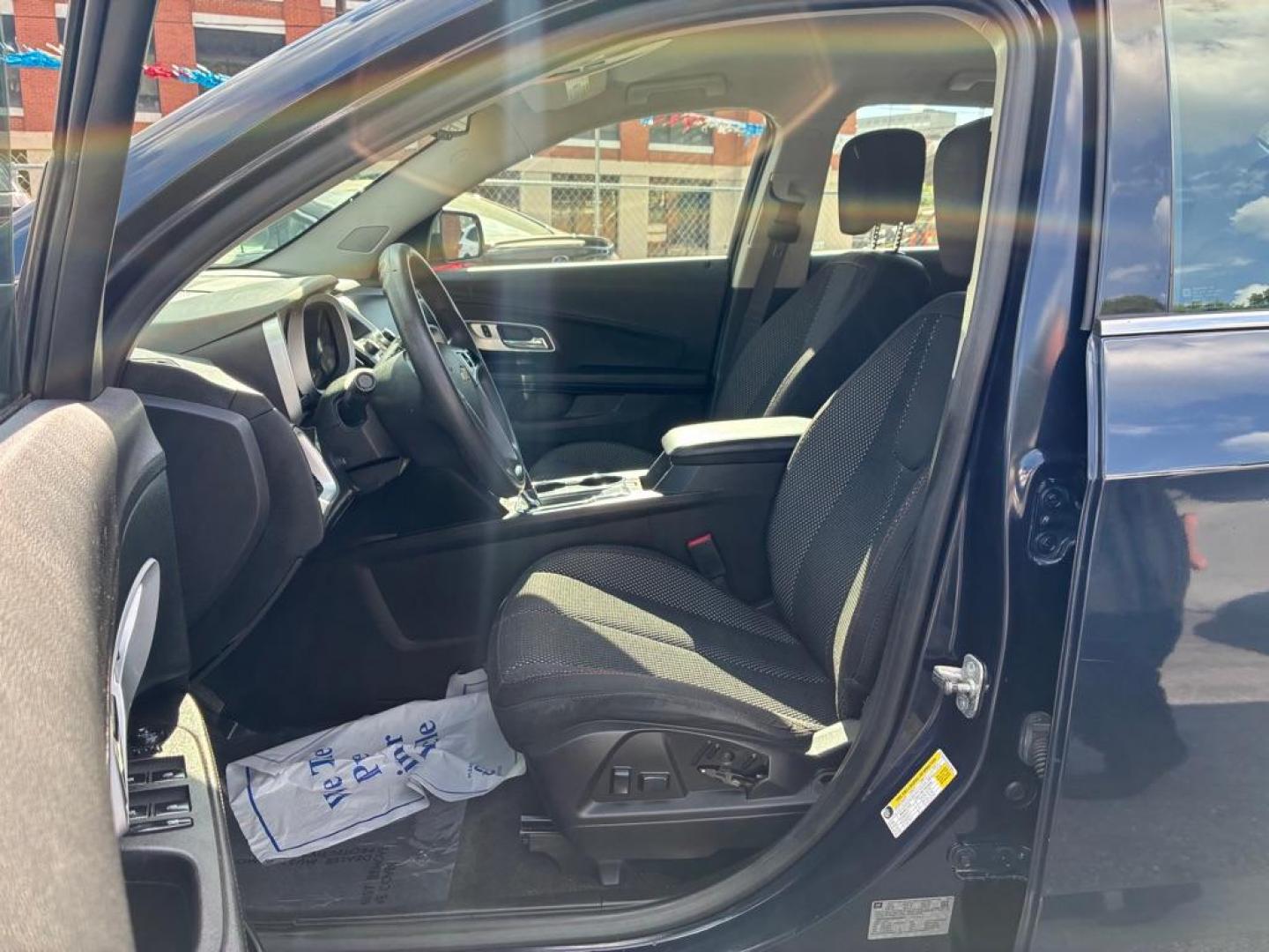2016 BLUE CHEVROLET EQUINOX LS (2GNFLEEK4G6) with an 2.4L engine, Automatic transmission, located at 117 North Cameron Street, Harrisburg, PA, 17101, (717) 963-8962, 40.267021, -76.875351 - WE FINANCE!!! MOST vehicles are available for financing. Good Credit/ Challenged Credit/ No Credit - ALL Trade-Ins Welcomed!!! APPLY ONLINE or CALL us TODAY Please call us to discuss your cash and/or financing options. Thanks for cheching our inventory! We're here to help. - Photo#13