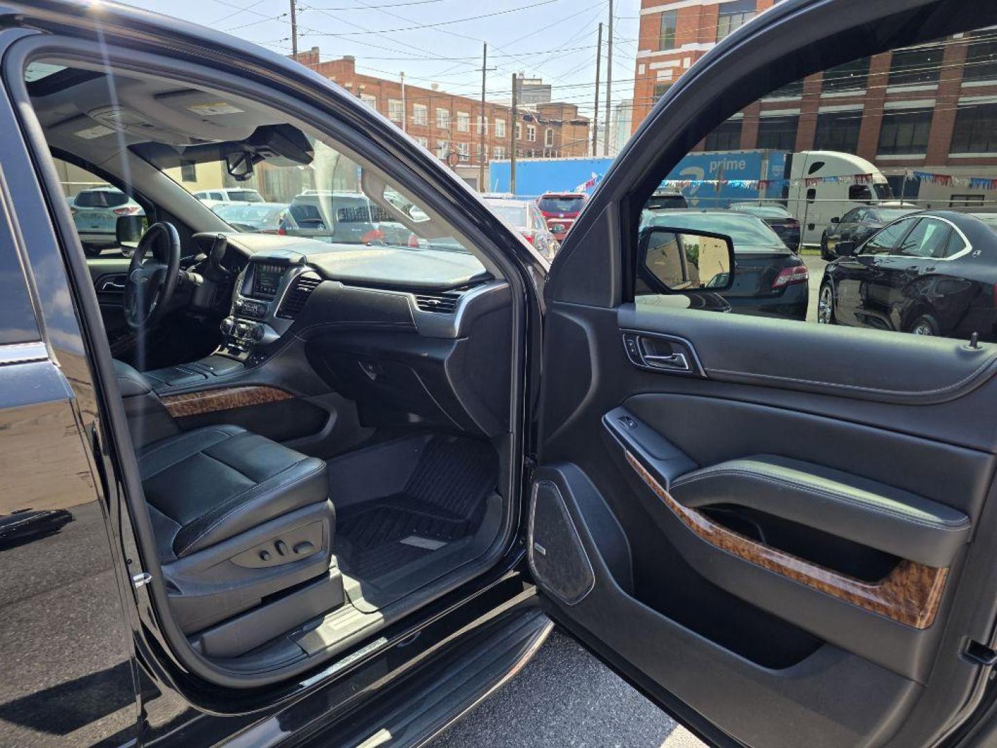 2016 BLACK CHEVROLET SUBURBAN 1500 LTZ (1GNSKJKC9GR) with an 5.3L engine, Automatic transmission, located at 117 North Cameron Street, Harrisburg, PA, 17101, (717) 963-8962, 40.267021, -76.875351 - WE FINANCE!!! MOST vehicles are available for financing. Good Credit/ Challenged Credit/ No Credit - ALL Trade-Ins Welcomed!!! APPLY ONLINE or CALL us TODAY Please call us to discuss your cash and/or financing options. Thanks for checking our inventory! We're here to help. - Photo#9