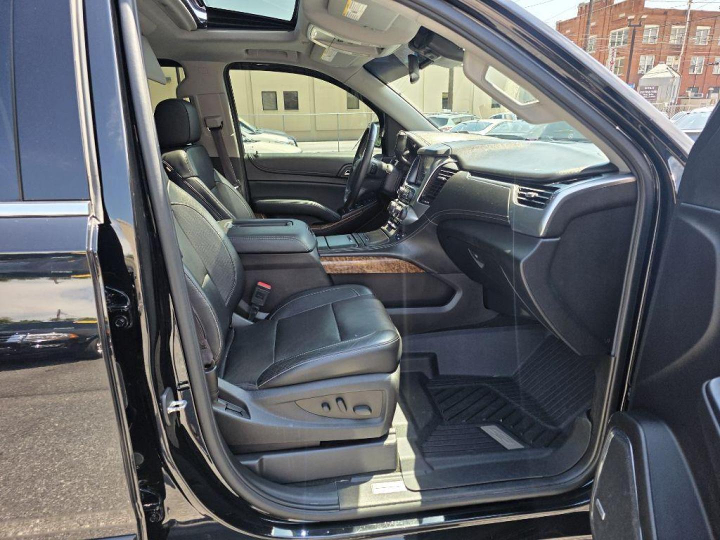 2016 BLACK CHEVROLET SUBURBAN 1500 LTZ (1GNSKJKC9GR) with an 5.3L engine, Automatic transmission, located at 117 North Cameron Street, Harrisburg, PA, 17101, (717) 963-8962, 40.267021, -76.875351 - WE FINANCE!!! MOST vehicles are available for financing. Good Credit/ Challenged Credit/ No Credit - ALL Trade-Ins Welcomed!!! APPLY ONLINE or CALL us TODAY Please call us to discuss your cash and/or financing options. Thanks for checking our inventory! We're here to help. - Photo#10
