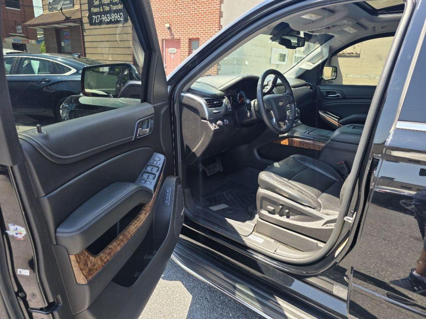 2016 BLACK CHEVROLET SUBURBAN 1500 LTZ (1GNSKJKC9GR) with an 5.3L engine, Automatic transmission, located at 117 North Cameron Street, Harrisburg, PA, 17101, (717) 963-8962, 40.267021, -76.875351 - WE FINANCE!!! MOST vehicles are available for financing. Good Credit/ Challenged Credit/ No Credit - ALL Trade-Ins Welcomed!!! APPLY ONLINE or CALL us TODAY Please call us to discuss your cash and/or financing options. Thanks for checking our inventory! We're here to help. - Photo#21
