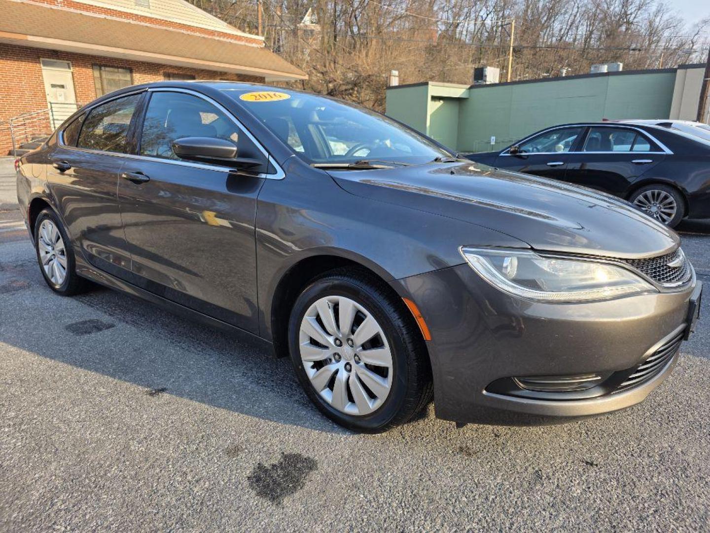 2016 GRAY CHRYSLER 200 LX (1C3CCCFB1GN) with an 2.4L engine, Automatic transmission, located at 131 N Cameron st, Harrisburg, PA, 17101, (717) 561-2926, 40.267086, -76.875374 - WE FINANCE!!! Good Credit/ Challenged Credit/ No Credit - ALL Trade-Ins Welcomed!!! APPLY ONLINE or CALL us TODAY ;) Please call us to discuss your cash and/or financing options. - Photo#6
