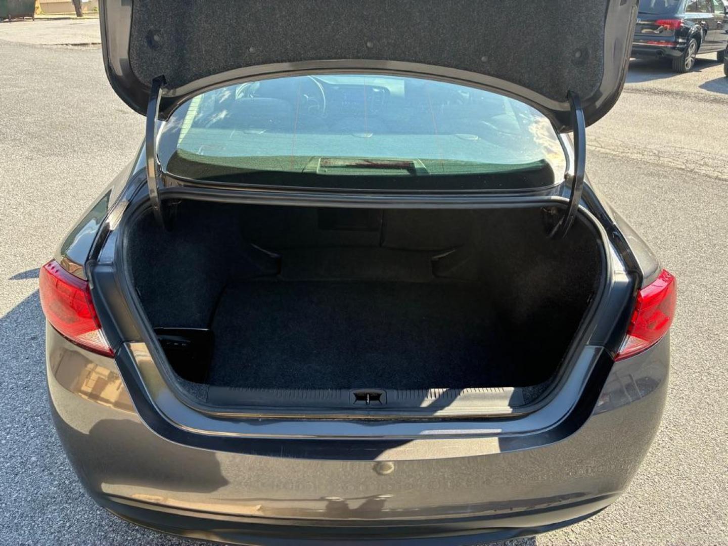 2016 GRAY CHRYSLER 200 LX (1C3CCCFB9GN) with an 2.4L engine, Automatic transmission, located at 117 North Cameron Street, Harrisburg, PA, 17101, (717) 963-8962, 40.267021, -76.875351 - Photo#10