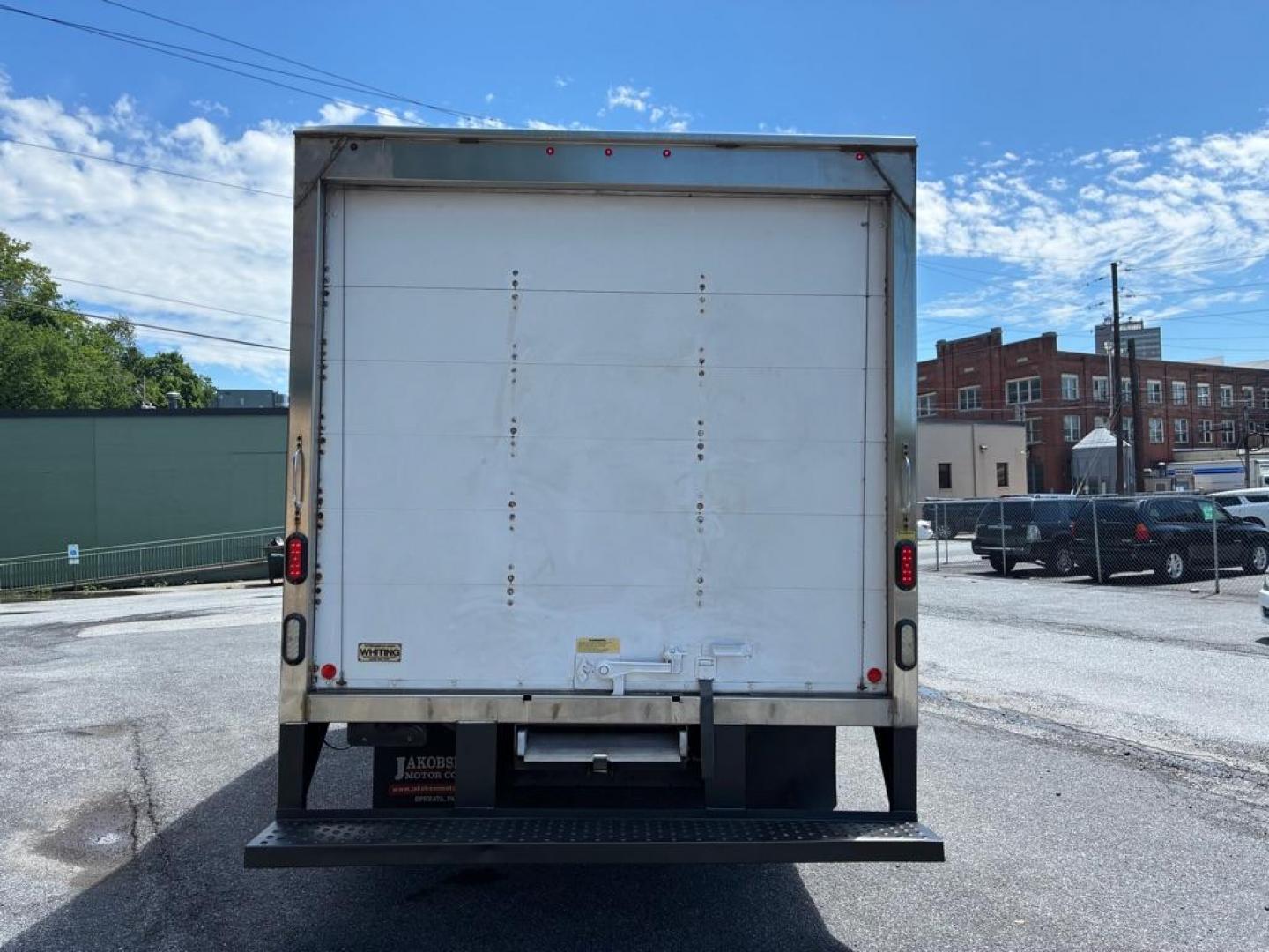2016 WHITE FORD ECONOLINE E350 SUPER DUTY CUTAWAY VAN (1FDWE3FL6GD) with an 5.4L engine, Automatic transmission, located at 117 North Cameron Street, Harrisburg, PA, 17101, (717) 963-8962, 40.267021, -76.875351 - WE FINANCE!!! MOST vehicles are available for financing. Good Credit/ Challenged Credit/ No Credit - ALL Trade-Ins Welcomed!!! APPLY ONLINE or CALL us TODAY Please call us to discuss your cash and/or financing options. Thanks for checking our inventory! We're here to help. - Photo#3