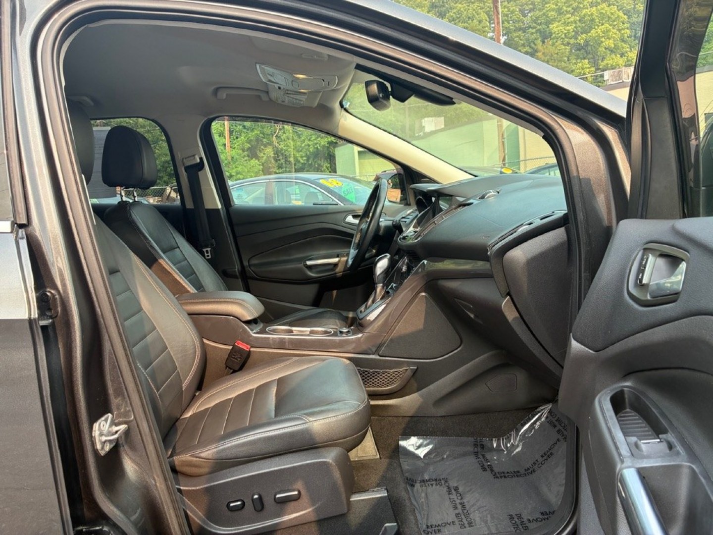 2016 GREY FORD ESCAPE TITANIUM (1FMCU9J9XGU) with an 2.0L engine, Automatic transmission, located at 117 North Cameron Street, Harrisburg, PA, 17101, (717) 963-8962, 40.267021, -76.875351- Photo#8