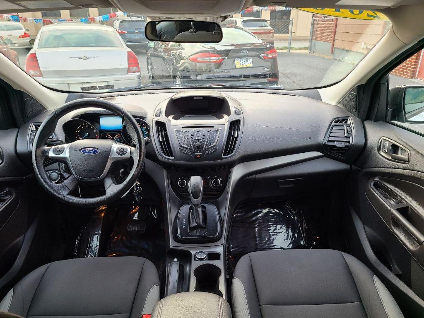 2016 WHITE FORD ESCAPE S (1FMCU0F78GU) with an 2.5L engine, Automatic transmission, located at 117 North Cameron Street, Harrisburg, PA, 17101, (717) 963-8962, 40.267021, -76.875351 - WE FINANCE!!! Good Credit/ Bad Credit/ No Credit - ALL Trade-Ins Welcomed!!! ***Guaranteed Credit Approval*** APPLY ONLINE or CALL us TODAY ;) Internet Prices and Marketplace Prices are SPECIAL discounted ***CASH DEALS*** Retail Prices are higher. Please call us to discuss your cash and finan - Photo#9