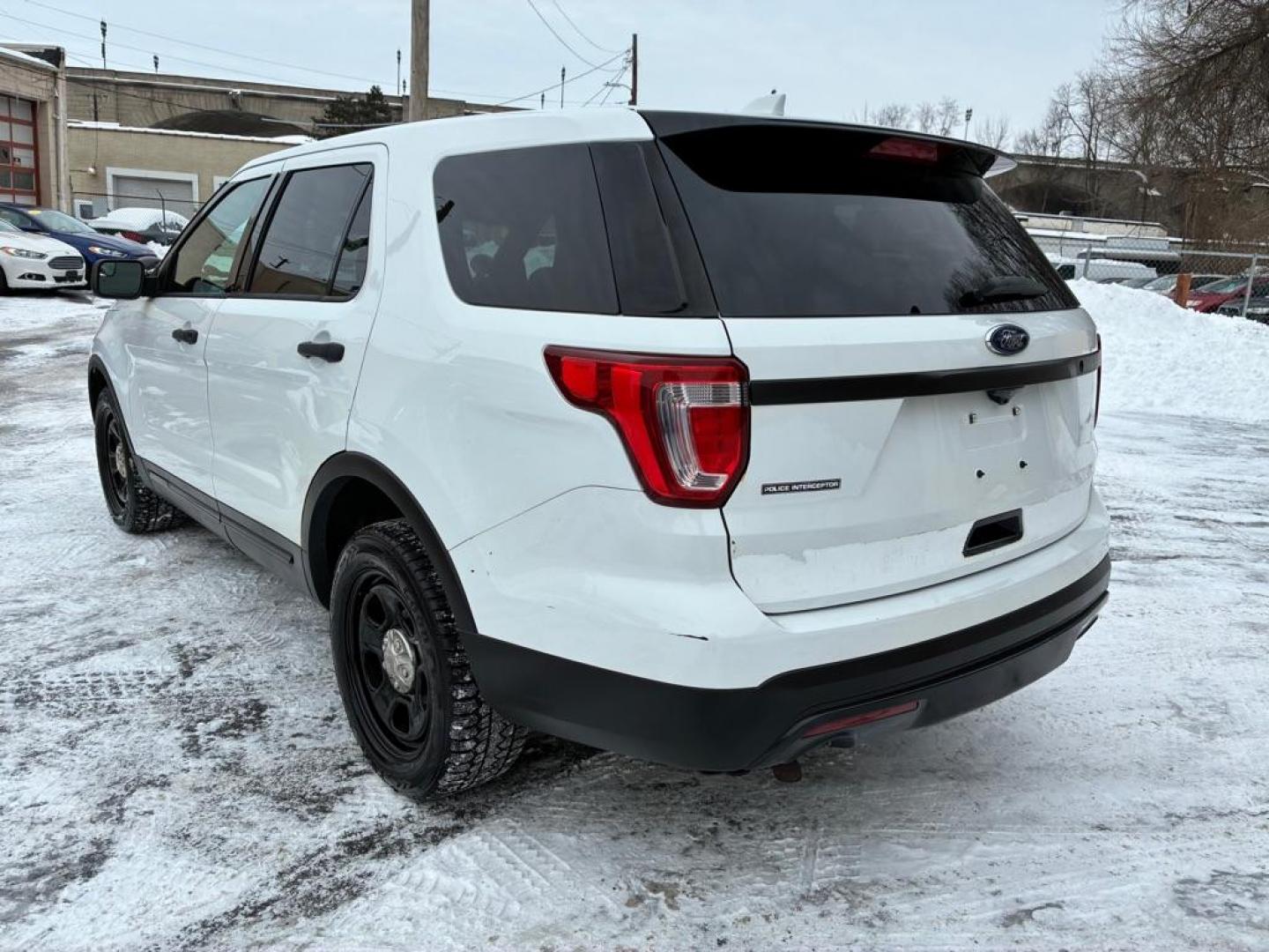 2016 WHITE FORD EXPLORER POLICE INTERCEPTOR (1FM5K8AR3GG) with an 3.7L engine, Automatic transmission, located at 117 North Cameron Street, Harrisburg, PA, 17101, (717) 963-8962, 40.267021, -76.875351 - WE FINANCE!!! Good Credit/ Challenged Credit/ No Credit - ALL Trade-Ins Welcomed!!! APPLY ONLINE or CALL us TODAY ;) Please call us to discuss your cash and/or financing options. - Photo#2