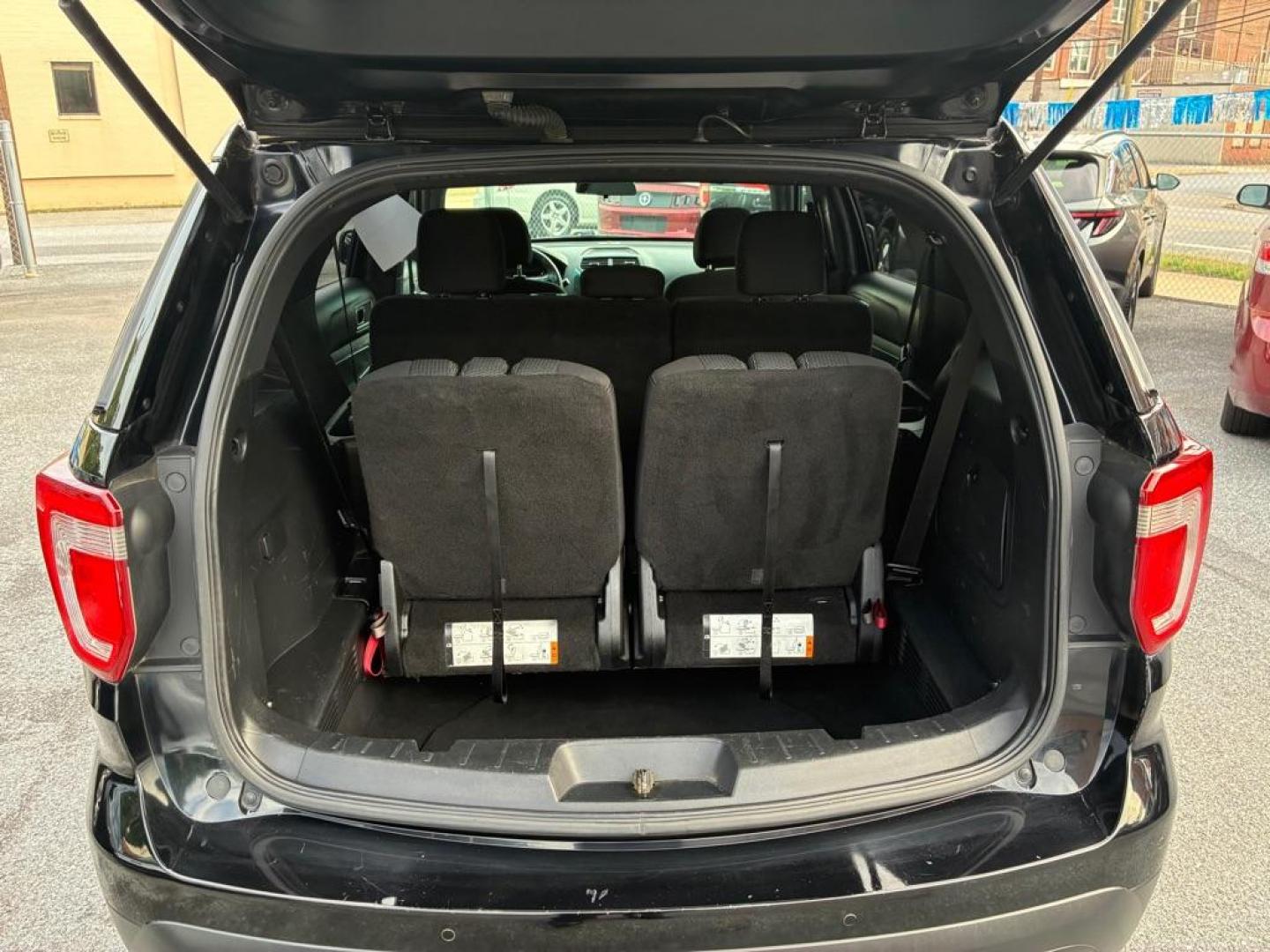 2016 BLACK FORD EXPLORER XLT (1FM5K8D83GG) with an 3.5L engine, Automatic transmission, located at 117 North Cameron Street, Harrisburg, PA, 17101, (717) 963-8962, 40.267021, -76.875351 - WE FINANCE!!! MOST vehicles are available for financing. Good Credit/ Challenged Credit/ No Credit - ALL Trade-Ins Welcomed!!! APPLY ONLINE or CALL us TODAY Please call us to discuss your cash and/or financing options. Thanks for checking our inventory! We're here to help.- Photo#11
