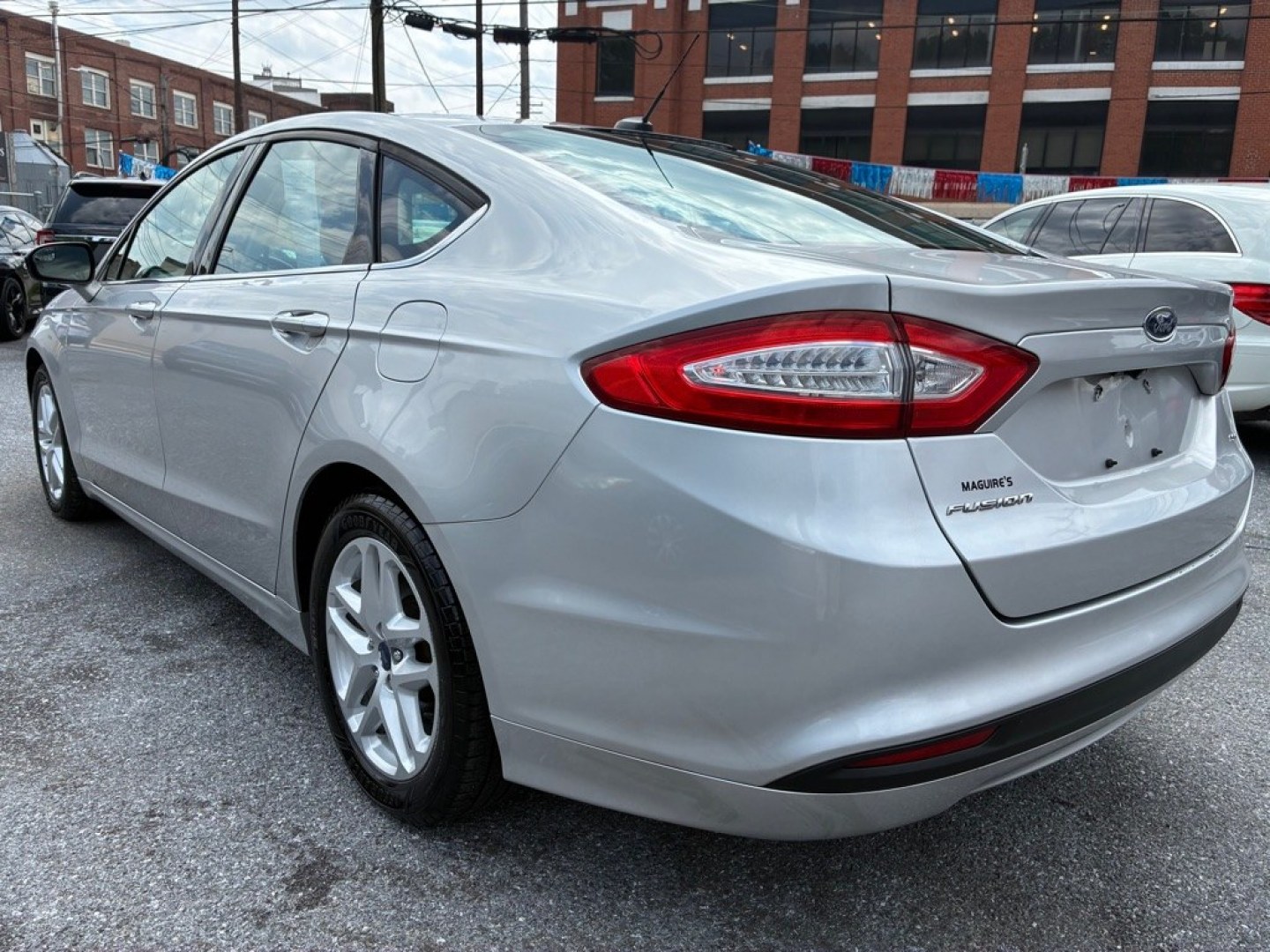 2016 SILVER FORD FUSION SE (3FA6P0H73GR) with an 2.5L engine, Automatic transmission, located at 117 North Cameron Street, Harrisburg, PA, 17101, (717) 963-8962, 40.267021, -76.875351 - WE FINANCE!!! MOST vehicles are available for financing. Good Credit/ Challenged Credit/ No Credit - ALL Trade-Ins Welcomed!!! APPLY ONLINE or CALL us TODAY Please call us to discuss your cash and/or financing options. Thanks for checking our inventory! We're here to help.- Photo#2