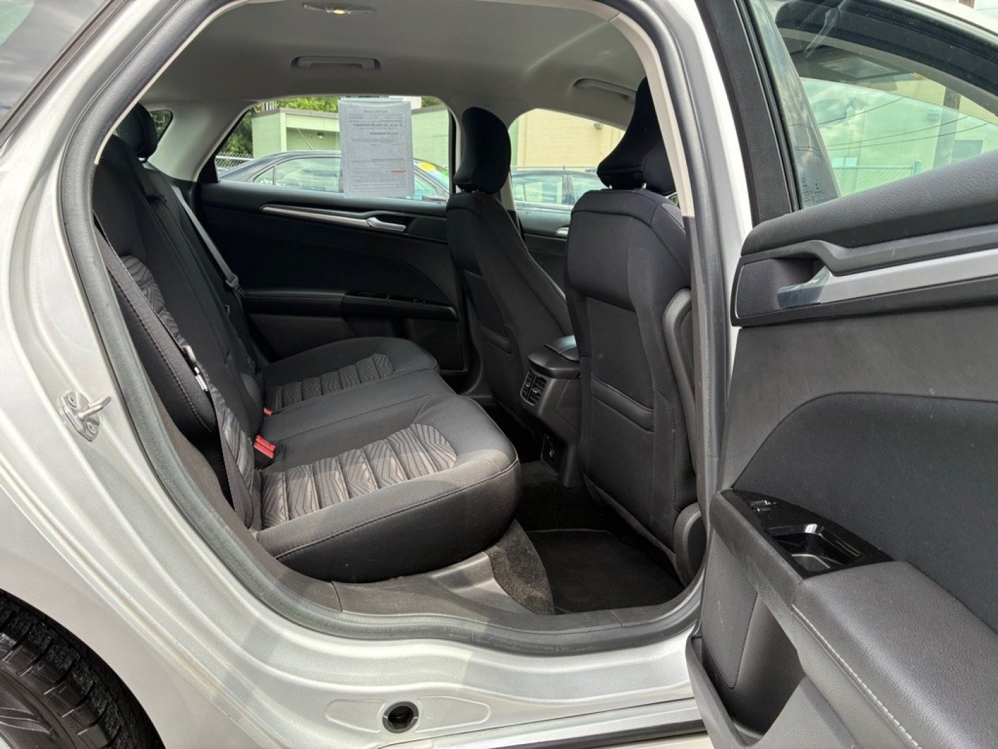 2016 SILVER FORD FUSION SE (3FA6P0H73GR) with an 2.5L engine, Automatic transmission, located at 117 North Cameron Street, Harrisburg, PA, 17101, (717) 963-8962, 40.267021, -76.875351 - WE FINANCE!!! MOST vehicles are available for financing. Good Credit/ Challenged Credit/ No Credit - ALL Trade-Ins Welcomed!!! APPLY ONLINE or CALL us TODAY Please call us to discuss your cash and/or financing options. Thanks for checking our inventory! We're here to help.- Photo#9