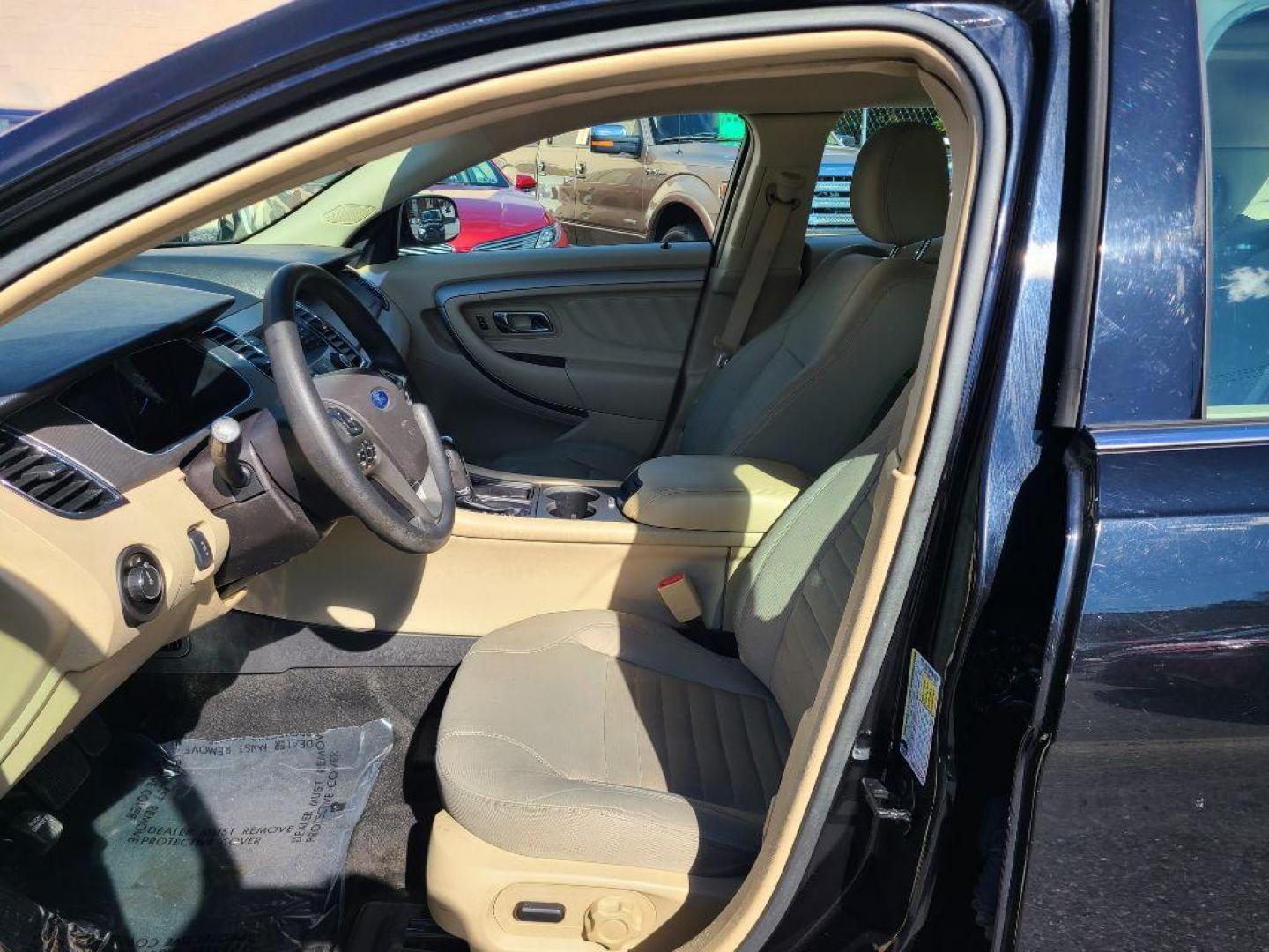 2016 BLACK FORD TAURUS SE (1FAHP2D8XGG) with an 3.5L engine, Automatic transmission, located at 117 North Cameron Street, Harrisburg, PA, 17101, (717) 963-8962, 40.267021, -76.875351 - Photo#13