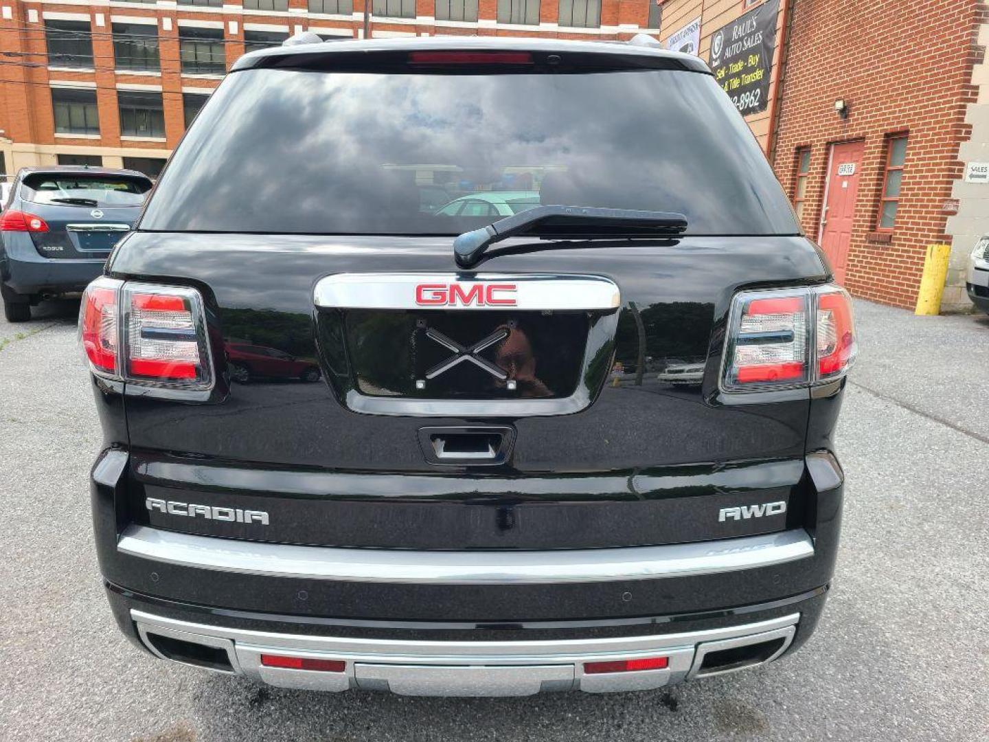 2016 BLACK GMC ACADIA DENALI (1GKKVTKD6GJ) with an 3.6L engine, Automatic transmission, located at 117 North Cameron Street, Harrisburg, PA, 17101, (717) 963-8962, 40.267021, -76.875351 - WE FINANCE!!! Good Credit/ Bad Credit/ No Credit - ALL Trade-Ins Welcomed!!! ***Guaranteed Credit Approval*** APPLY ONLINE or CALL us TODAY ;) Internet Prices and Marketplace Prices are SPECIAL discounted ***CASH DEALS*** Retail Prices are higher. Please call us to discuss your cash and finan - Photo#4