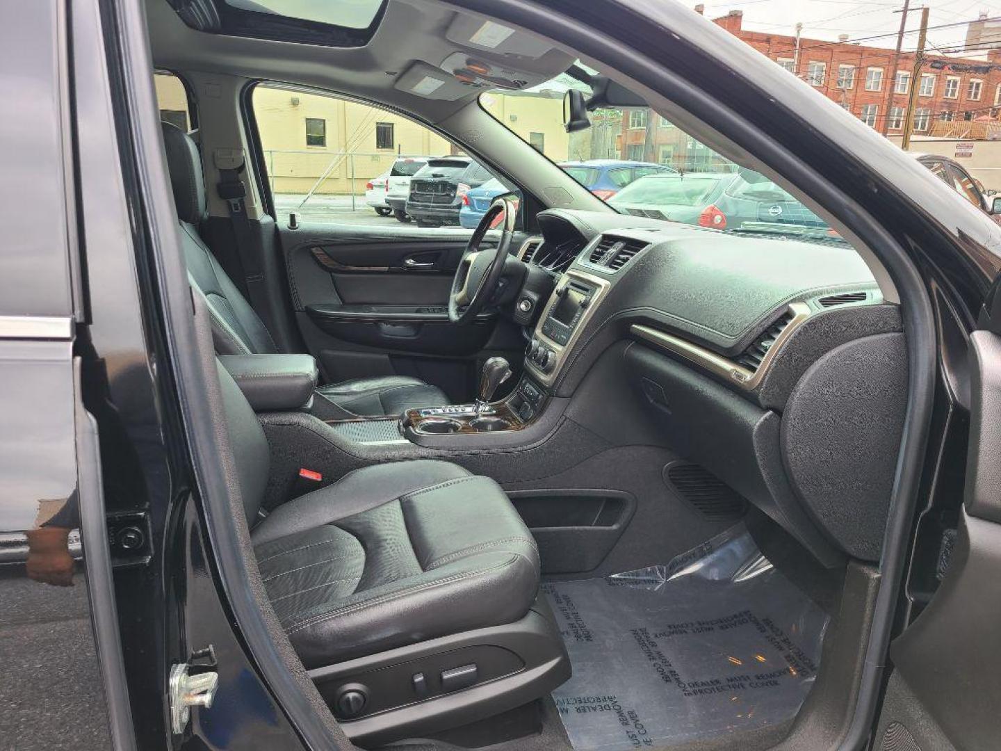 2016 BLACK GMC ACADIA DENALI (1GKKVTKD6GJ) with an 3.6L engine, Automatic transmission, located at 117 North Cameron Street, Harrisburg, PA, 17101, (717) 963-8962, 40.267021, -76.875351 - WE FINANCE!!! Good Credit/ Bad Credit/ No Credit - ALL Trade-Ins Welcomed!!! ***Guaranteed Credit Approval*** APPLY ONLINE or CALL us TODAY ;) Internet Prices and Marketplace Prices are SPECIAL discounted ***CASH DEALS*** Retail Prices are higher. Please call us to discuss your cash and finan - Photo#9