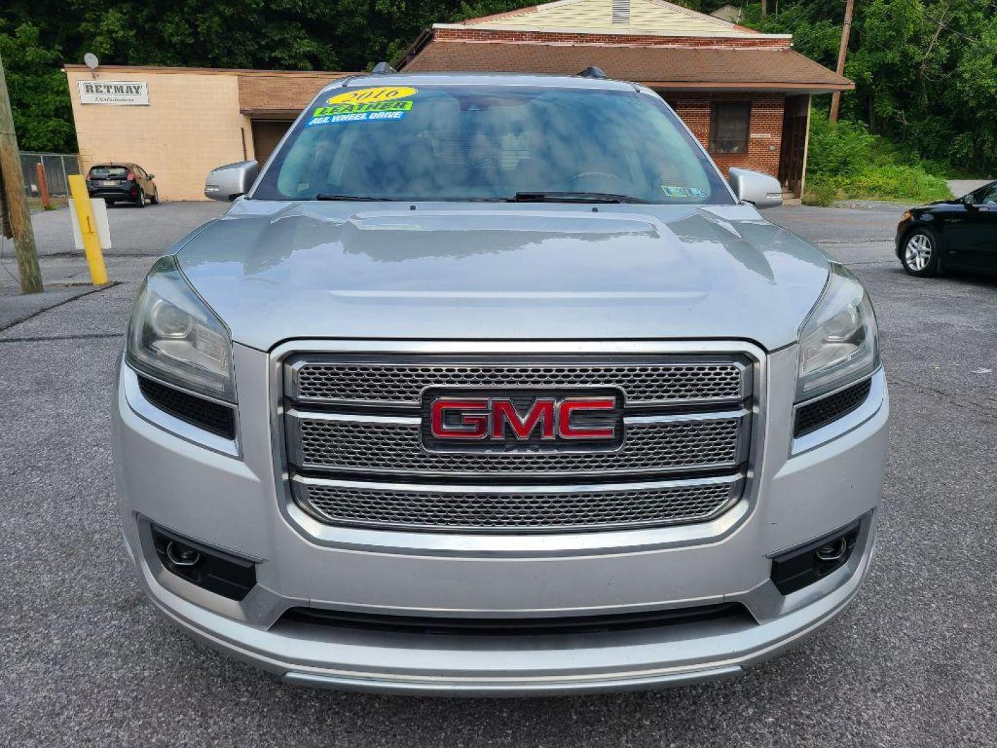 2016 SILVER GMC ACADIA DENALI (1GKKVTKD6GJ) with an 3.6L engine, Automatic transmission, located at 117 North Cameron Street, Harrisburg, PA, 17101, (717) 963-8962, 40.267021, -76.875351 - WE FINANCE!!! Good Credit/ Bad Credit/ No Credit - ALL Trade-Ins Welcomed!!! ***Guaranteed Credit Approval*** APPLY ONLINE or CALL us TODAY ;) Internet Prices and Marketplace Prices are SPECIAL discounted ***CASH DEALS*** Retail Prices are higher. Please call us to discuss your cash and finan - Photo#7