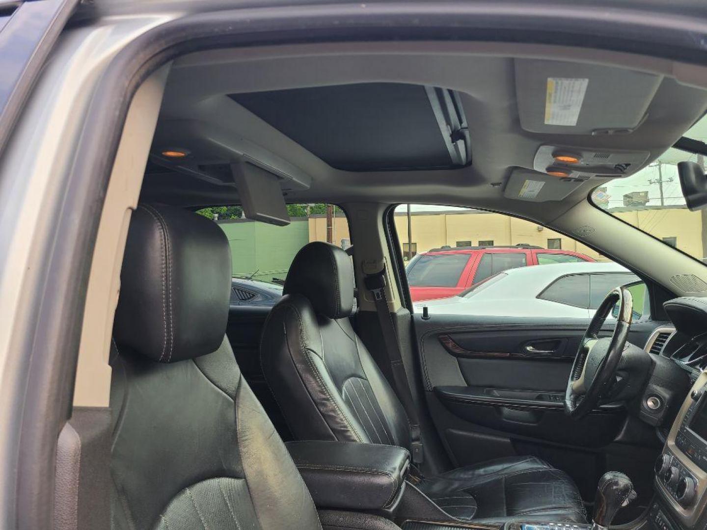 2016 SILVER GMC ACADIA DENALI (1GKKVTKD6GJ) with an 3.6L engine, Automatic transmission, located at 117 North Cameron Street, Harrisburg, PA, 17101, (717) 963-8962, 40.267021, -76.875351 - WE FINANCE!!! Good Credit/ Bad Credit/ No Credit - ALL Trade-Ins Welcomed!!! ***Guaranteed Credit Approval*** APPLY ONLINE or CALL us TODAY ;) Internet Prices and Marketplace Prices are SPECIAL discounted ***CASH DEALS*** Retail Prices are higher. Please call us to discuss your cash and finan - Photo#8