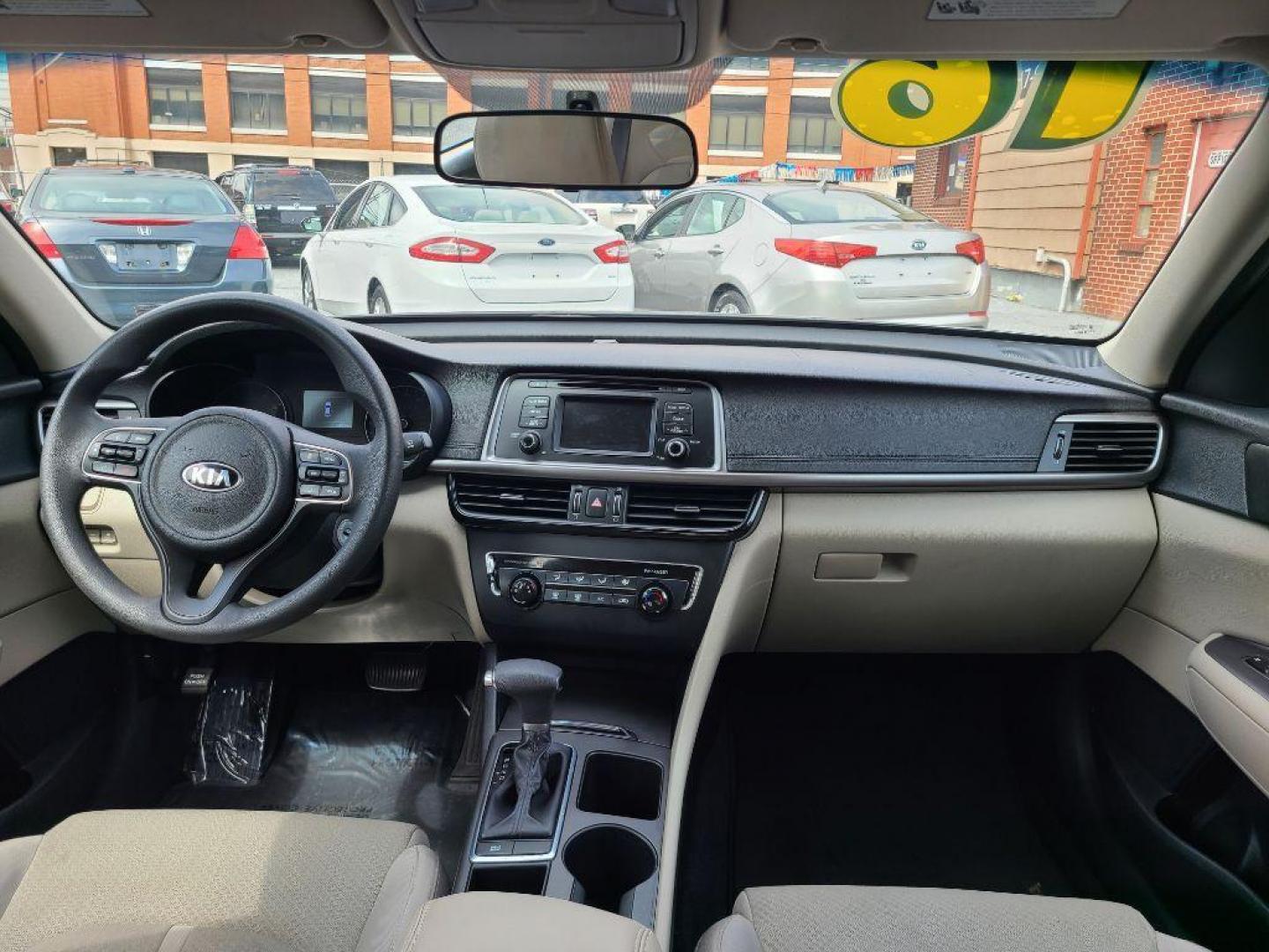2016 GRAY KIA OPTIMA LX (KNAGT4L34G5) with an 2.4L engine, Automatic transmission, located at 117 North Cameron Street, Harrisburg, PA, 17101, (717) 963-8962, 40.267021, -76.875351 - WE FINANCE!!! Good Credit/ Bad Credit/ No Credit - ALL Trade-Ins Welcomed!!! ***Guaranteed Credit Approval*** APPLY ONLINE or CALL us TODAY ;) Internet Prices and Marketplace Prices are SPECIAL discounted ***CASH DEALS*** Retail Prices are higher. Please call us to discuss your cash and finan - Photo#10