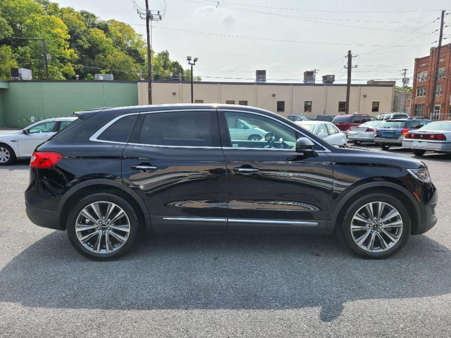 2016 BLACK LINCOLN MKX RESERVE (2LMPJ8LP0GB) with an 2.7L engine, Automatic transmission, located at 7981 Paxton Street, Harrisburg, PA, 17111, (717) 561-2926, 40.261490, -76.749229 - WE FINANCE!!! Good Credit/ Bad Credit/ No Credit - ALL Trade-Ins Welcomed!!! ***Guaranteed Credit Approval*** APPLY ONLINE or CALL us TODAY ;) Internet Prices and Marketplace Prices are SPECIAL discounted ***CASH DEALS*** Retail Prices are higher. Please call us to discuss your cash and finan - Photo#5