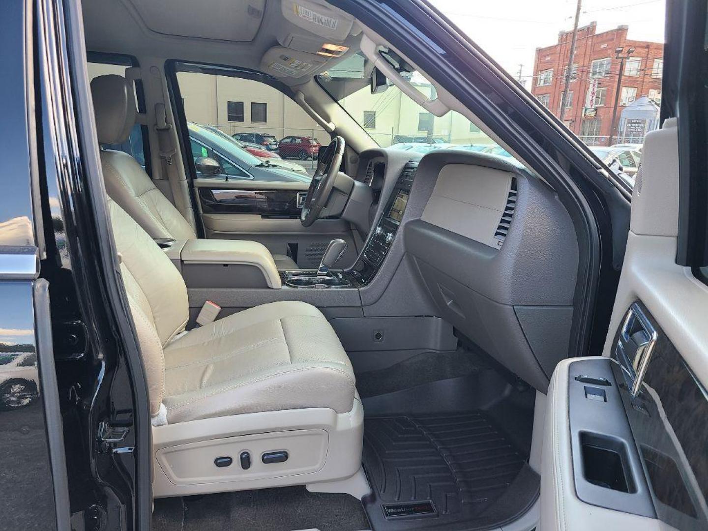 2016 BLACK LINCOLN NAVIGATOR L SELECT (5LMJJ3JT3GE) with an 3.5L engine, Automatic transmission, located at 7981 Paxton Street, Harrisburg, PA, 17111, (717) 561-2926, 40.261490, -76.749229 - Photo#9