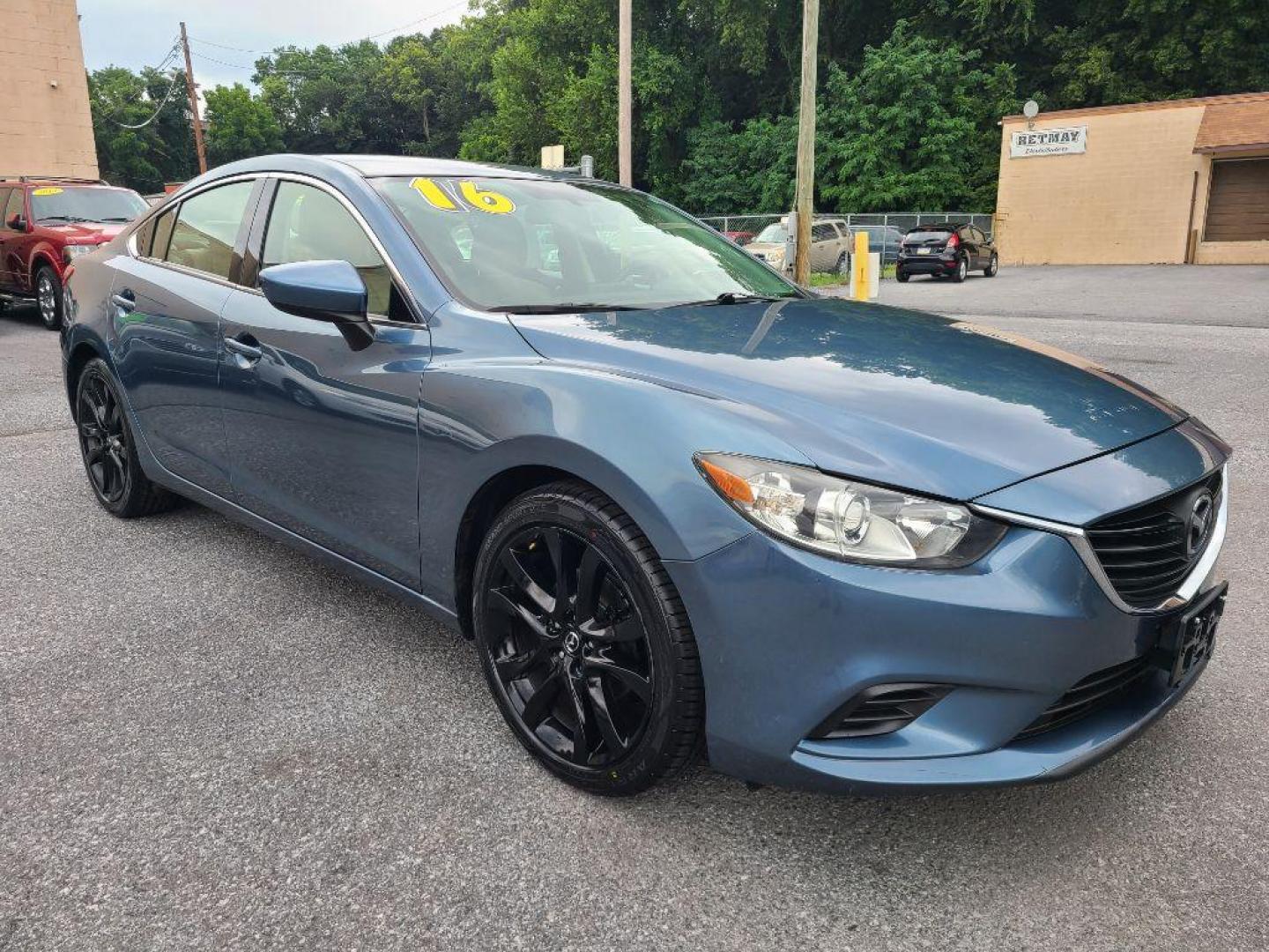 2016 BLUE MAZDA 6 TOURING (JM1GJ1V59G1) with an 2.5L engine, Automatic transmission, located at 117 North Cameron Street, Harrisburg, PA, 17101, (717) 963-8962, 40.267021, -76.875351 - WE FINANCE!!! Good Credit/ Bad Credit/ No Credit - ALL Trade-Ins Welcomed!!! ***Guaranteed Credit Approval*** APPLY ONLINE or CALL us TODAY ;) Internet Prices and Marketplace Prices are SPECIAL discounted ***CASH DEALS*** Retail Prices are higher. Please call us to discuss your cash and finan - Photo#6
