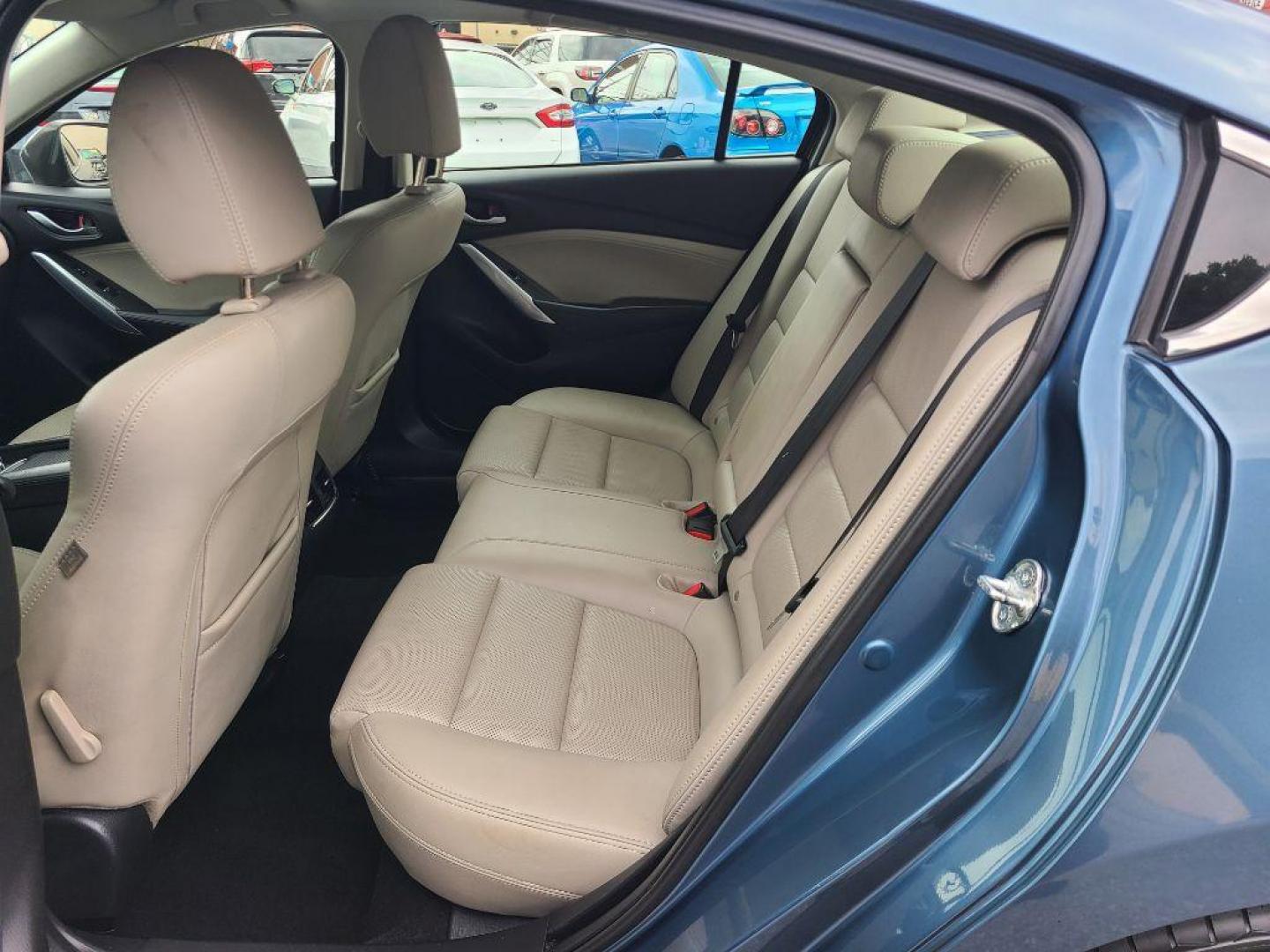 2016 BLUE MAZDA 6 TOURING (JM1GJ1V59G1) with an 2.5L engine, Automatic transmission, located at 117 North Cameron Street, Harrisburg, PA, 17101, (717) 963-8962, 40.267021, -76.875351 - WE FINANCE!!! Good Credit/ Bad Credit/ No Credit - ALL Trade-Ins Welcomed!!! ***Guaranteed Credit Approval*** APPLY ONLINE or CALL us TODAY ;) Internet Prices and Marketplace Prices are SPECIAL discounted ***CASH DEALS*** Retail Prices are higher. Please call us to discuss your cash and finan - Photo#12