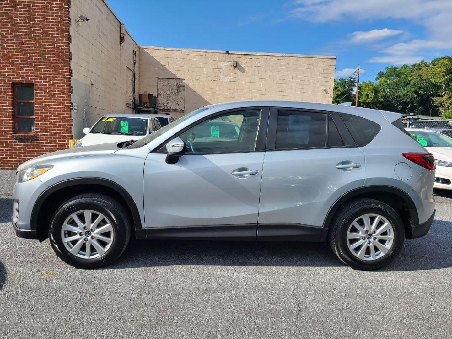 2016 SILVER MAZDA CX-5 SPORT (JM3KE2BE1G0) with an 2.0L engine, 6-Speed Manual transmission, located at 117 North Cameron Street, Harrisburg, PA, 17101, (717) 963-8962, 40.267021, -76.875351 - WE FINANCE!!! Good Credit/ Bad Credit/ No Credit - ALL Trade-Ins Welcomed!!! ***Guaranteed Credit Approval*** APPLY ONLINE or CALL us TODAY ;) Internet Prices and Marketplace Prices are SPECIAL discounted ***CASH DEALS*** Retail Prices are higher. Please call us to discuss your cash and finan - Photo#1