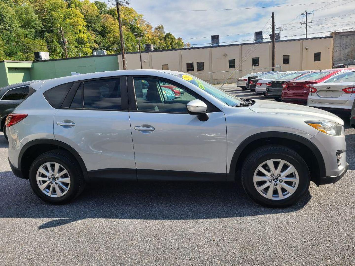 2016 SILVER MAZDA CX-5 SPORT (JM3KE2BE1G0) with an 2.0L engine, 6-Speed Manual transmission, located at 117 North Cameron Street, Harrisburg, PA, 17101, (717) 963-8962, 40.267021, -76.875351 - WE FINANCE!!! Good Credit/ Bad Credit/ No Credit - ALL Trade-Ins Welcomed!!! ***Guaranteed Credit Approval*** APPLY ONLINE or CALL us TODAY ;) Internet Prices and Marketplace Prices are SPECIAL discounted ***CASH DEALS*** Retail Prices are higher. Please call us to discuss your cash and finan - Photo#5