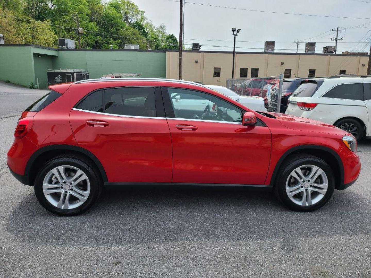 2016 RED MERCEDES-BENZ GLA 250 4MATIC (WDCTG4GB4GJ) with an 2.0L engine, Automatic transmission, located at 117 North Cameron Street, Harrisburg, PA, 17101, (717) 963-8962, 40.267021, -76.875351 - WE FINANCE!!! Good Credit/ Bad Credit/ No Credit - ALL Trade-Ins Welcomed!!! ***Guaranteed Credit Approval*** APPLY ONLINE or CALL us TODAY ;) Internet Prices and Marketplace Prices are SPECIAL discounted ***CASH DEALS*** Retail Prices are higher. Please call us to discuss your cash and finan - Photo#5